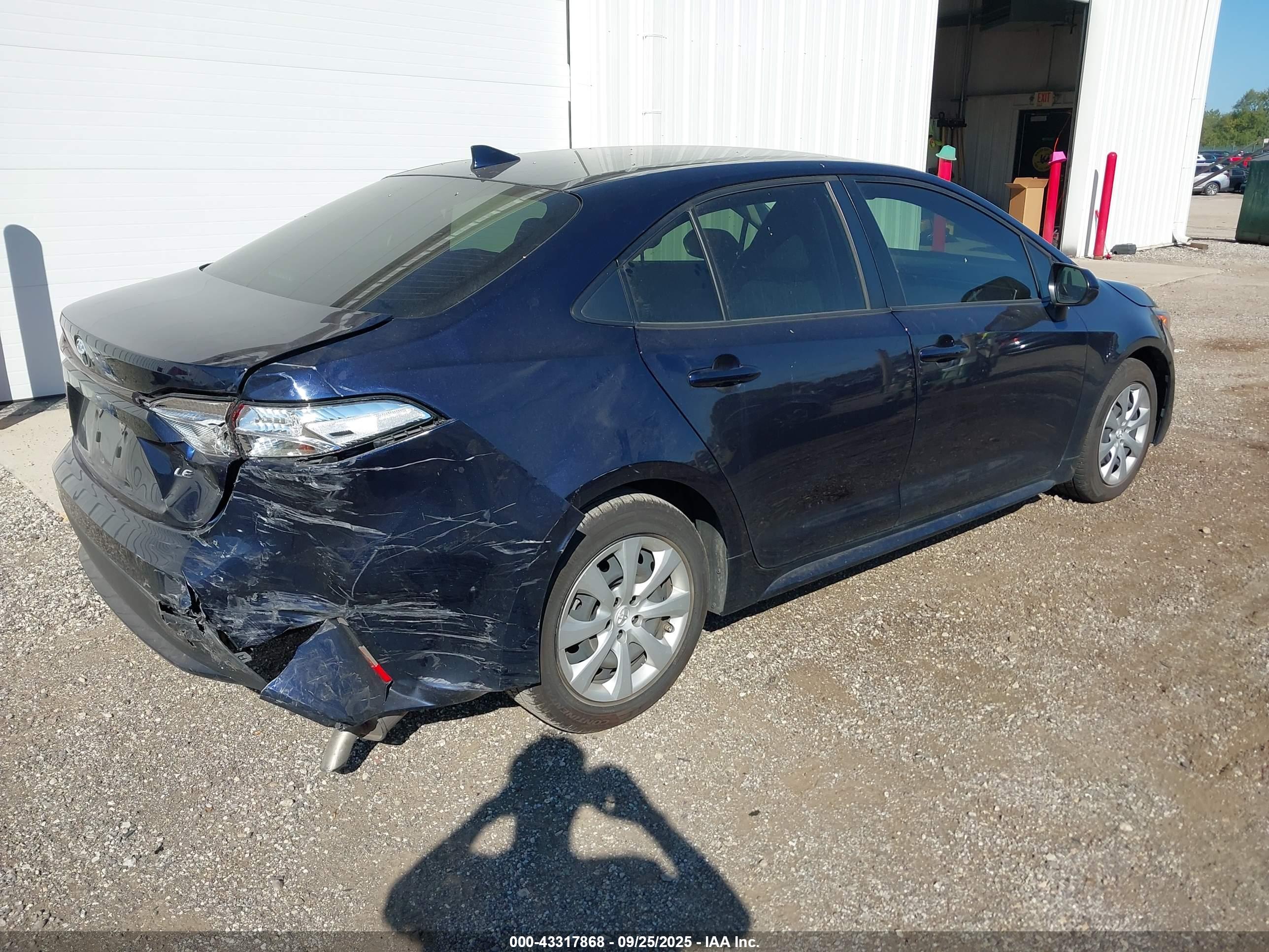 TOYOTA COROLLA image 4