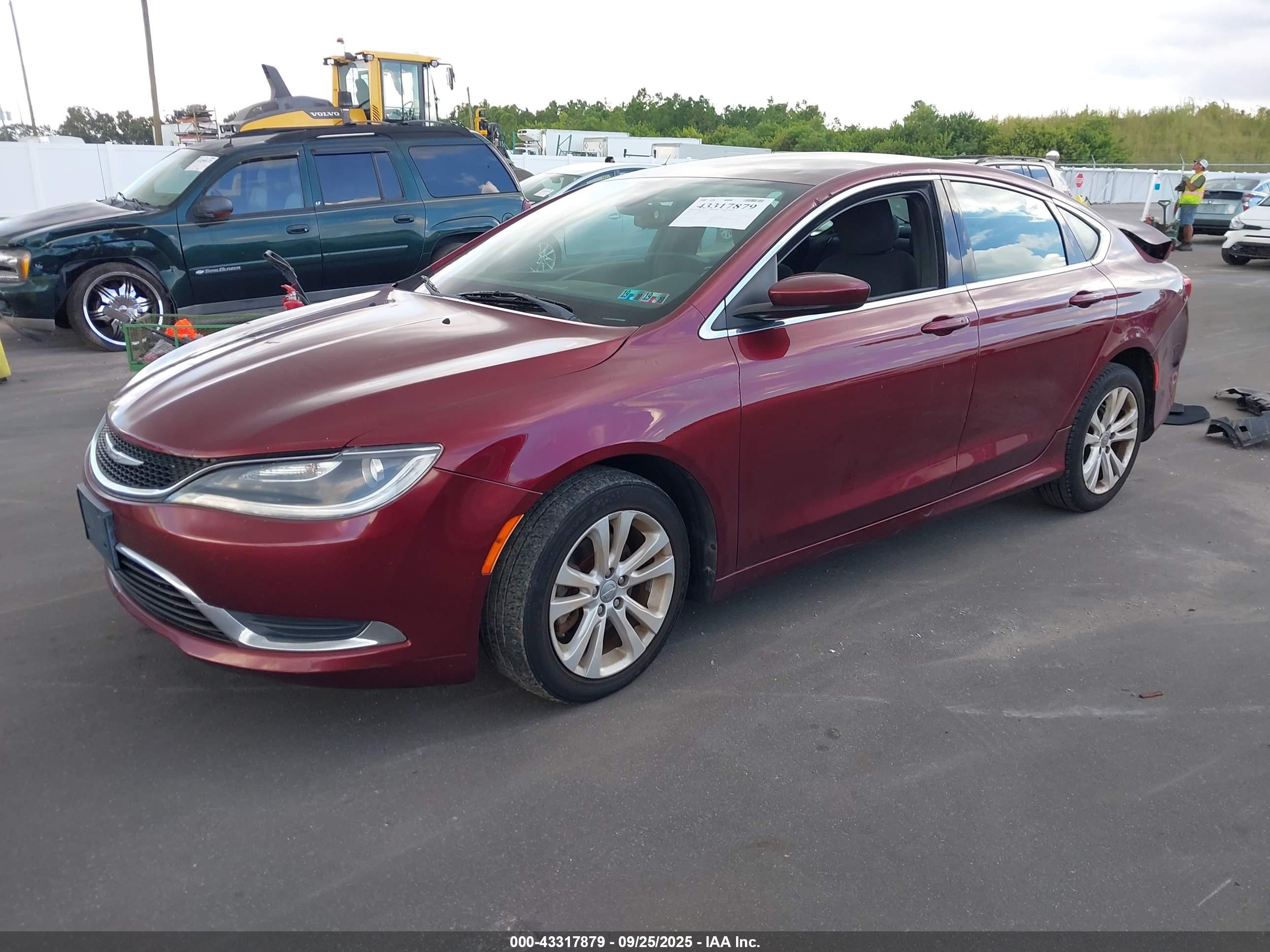 CHRYSLER 200 image 2