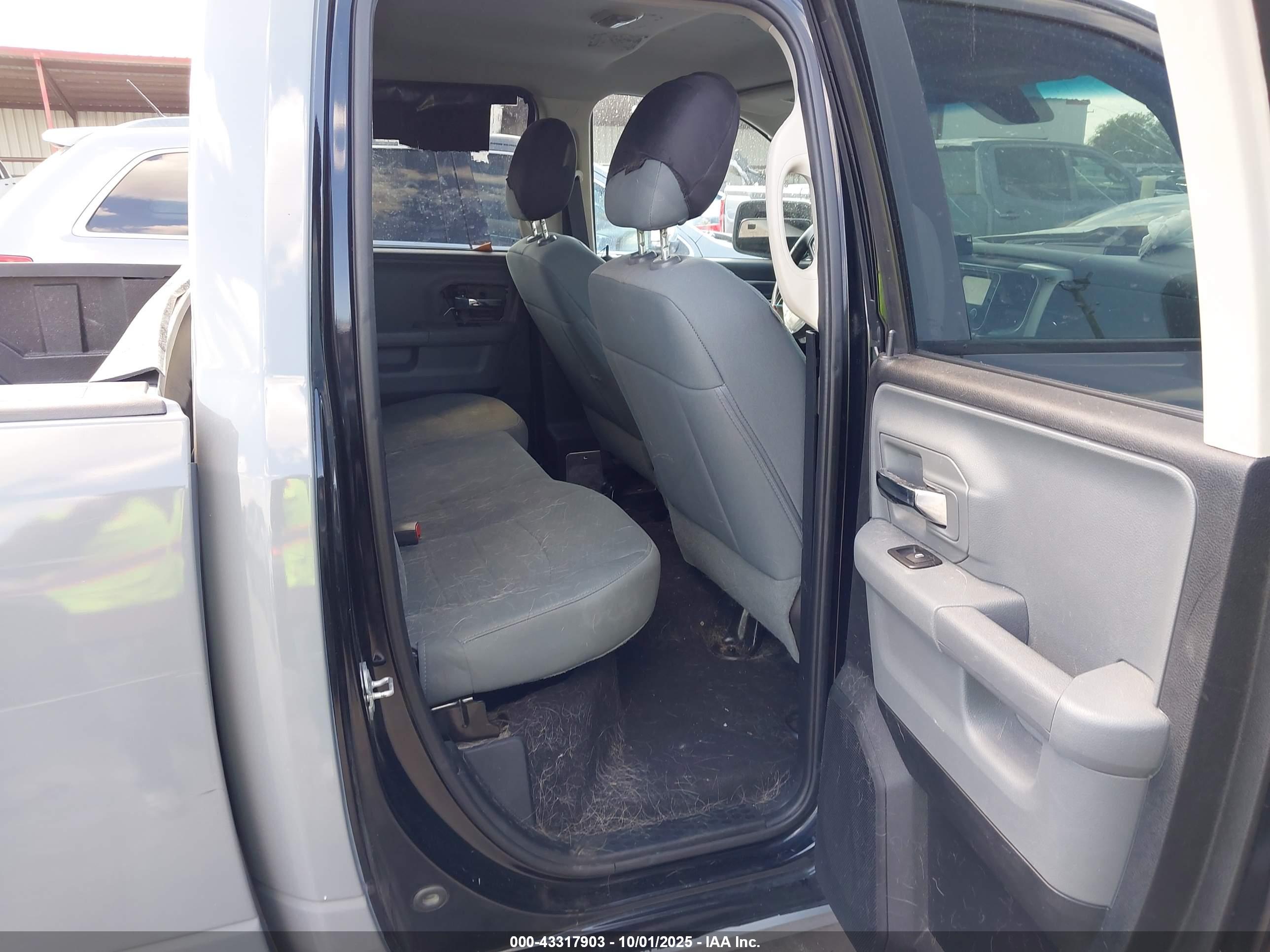 RAM 1500 image 8