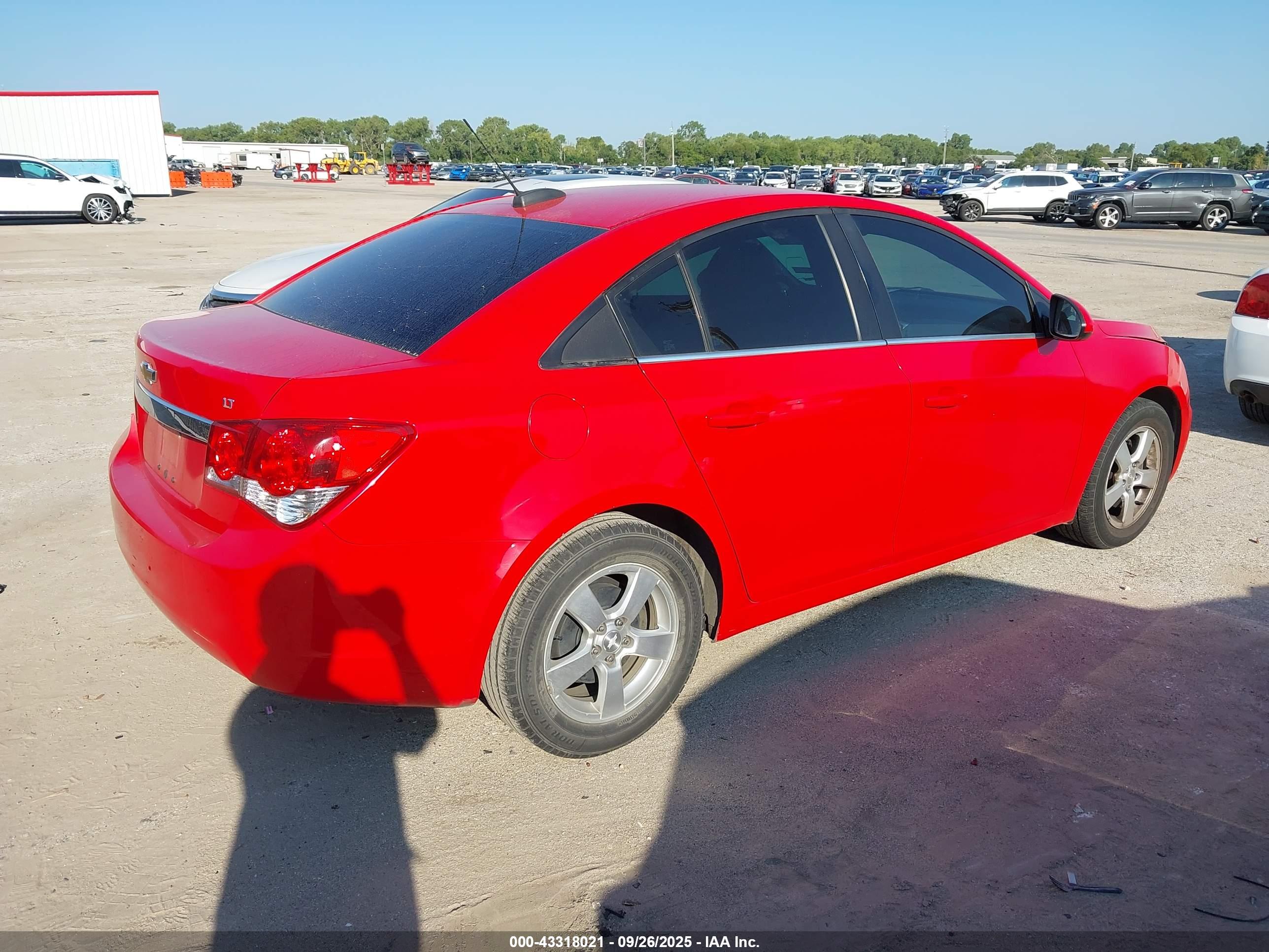 CHEVROLET CRUZE image 4