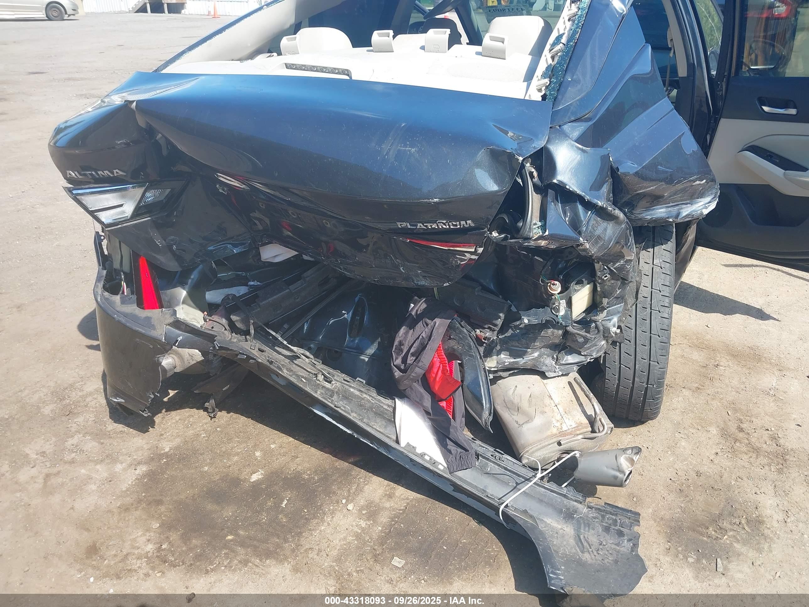 NISSAN ALTIMA image 6