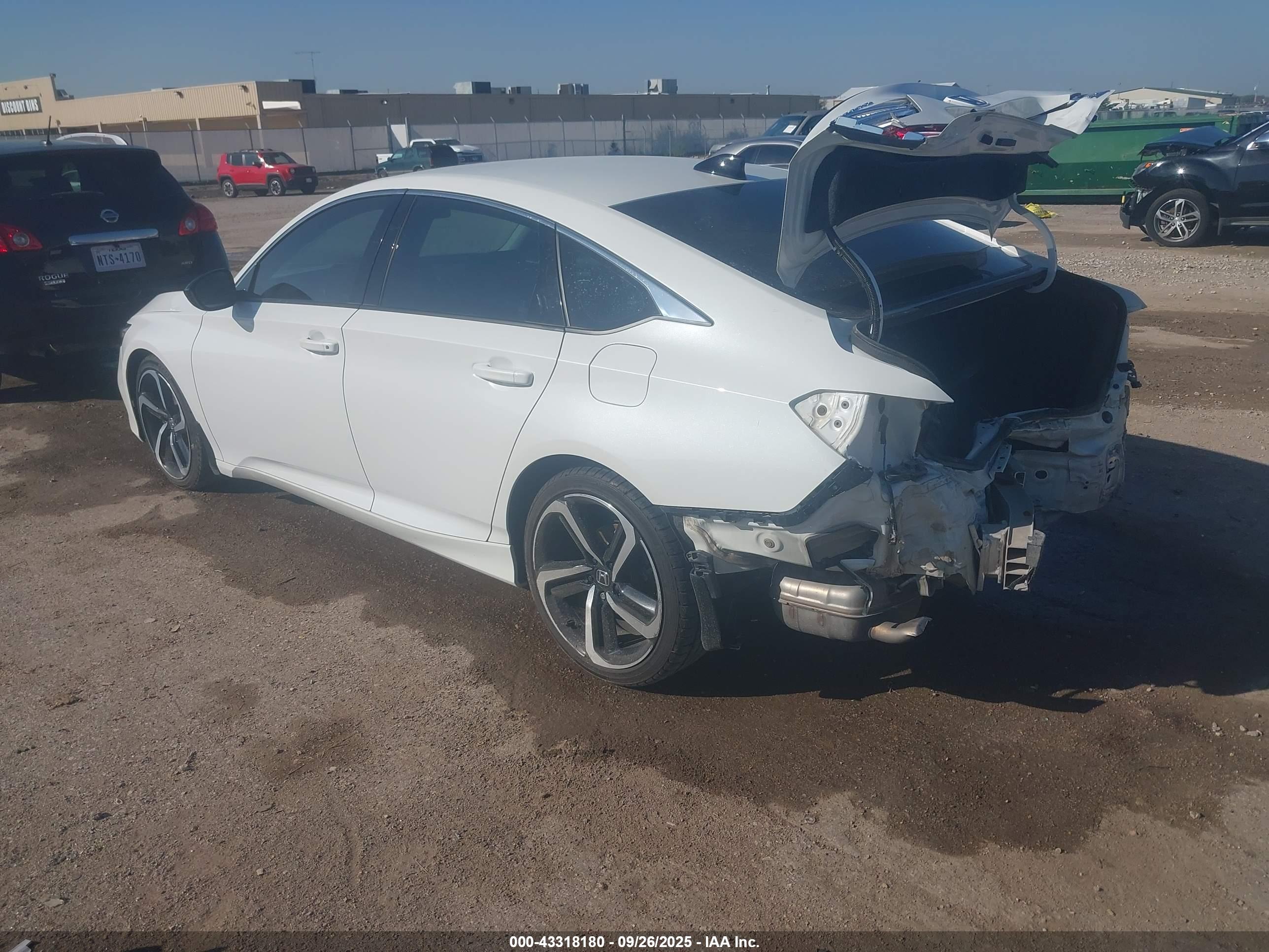 HONDA ACCORD image 3