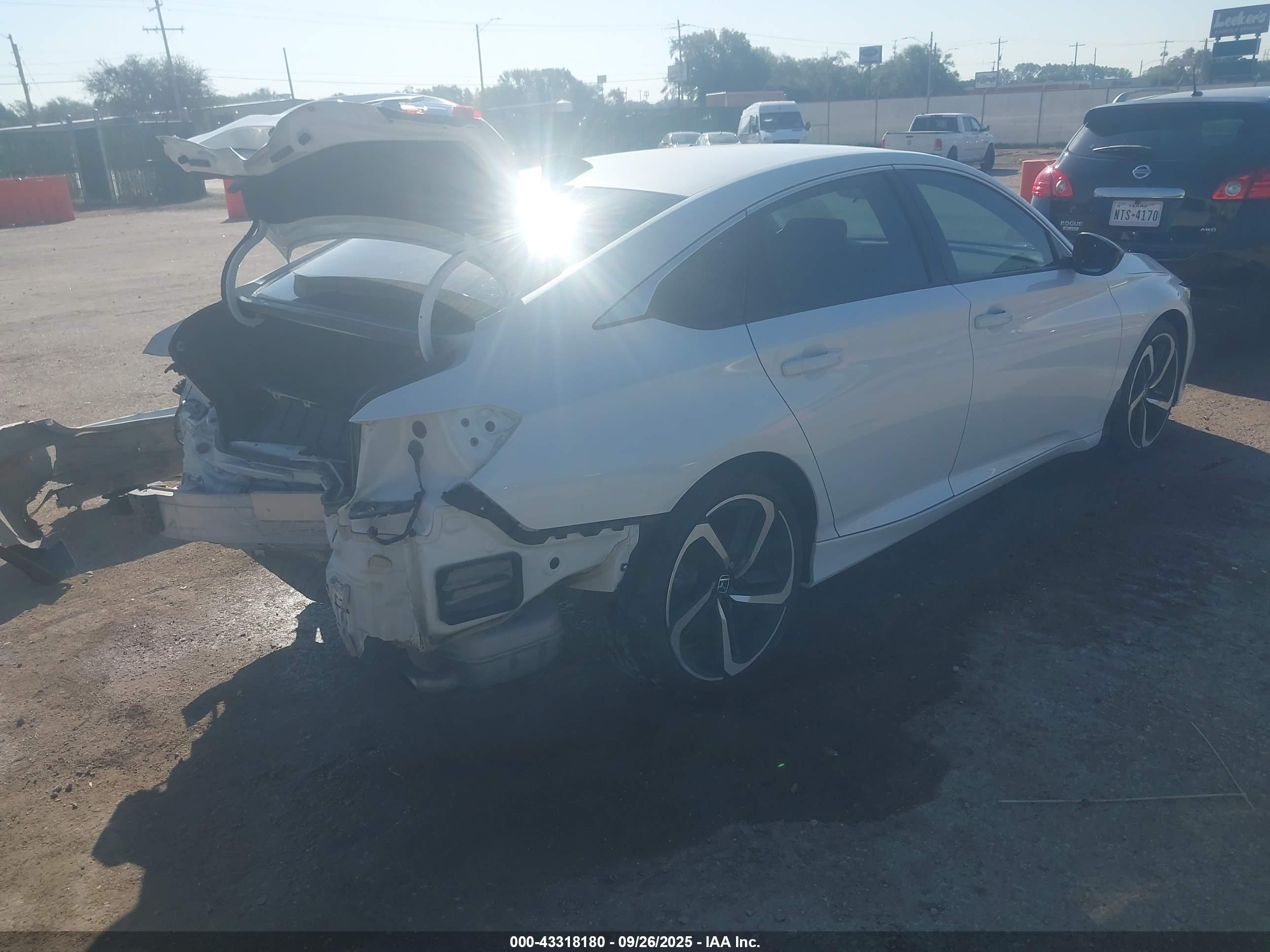 HONDA ACCORD image 4