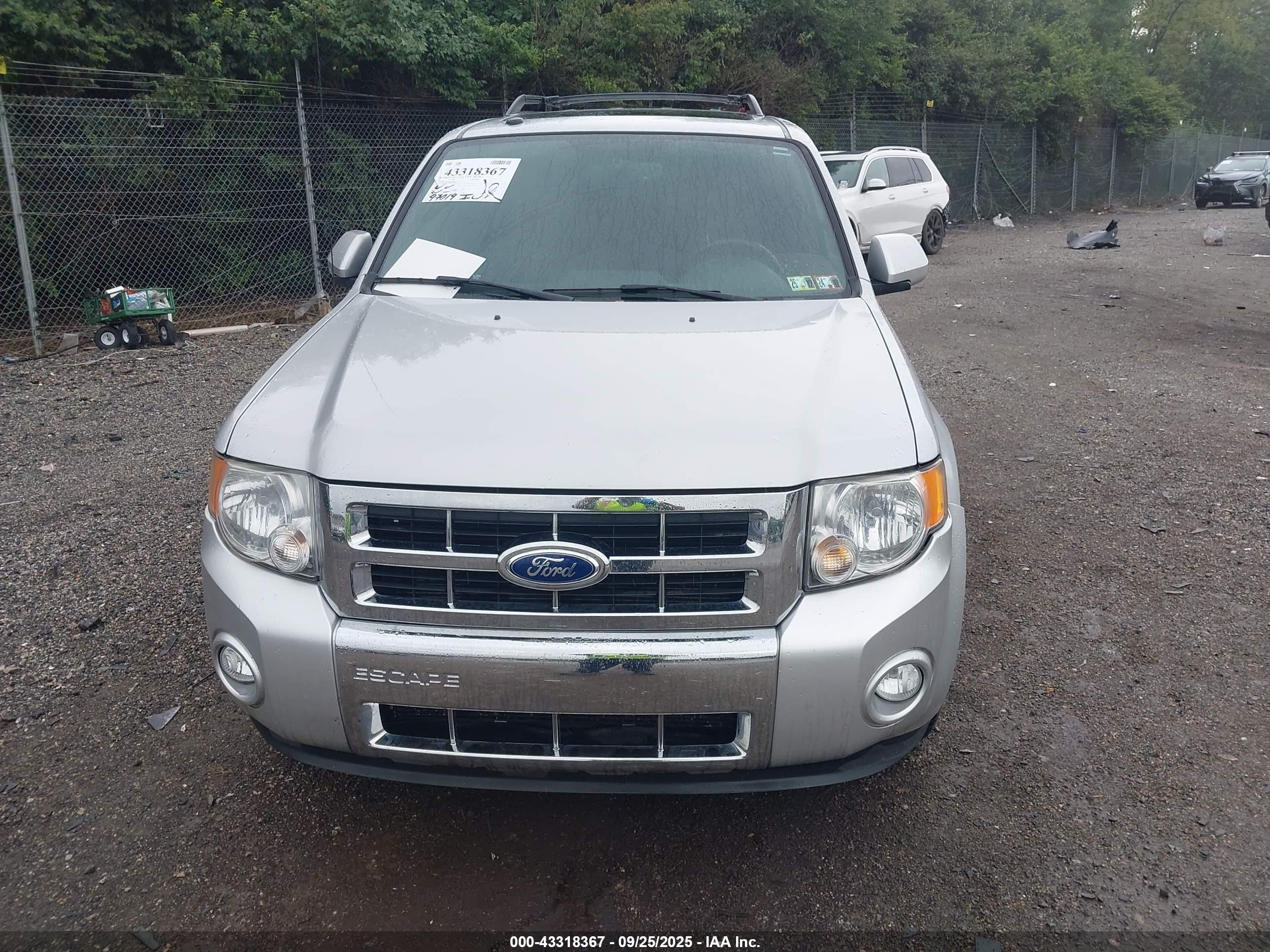 FORD ESCAPE image 6
