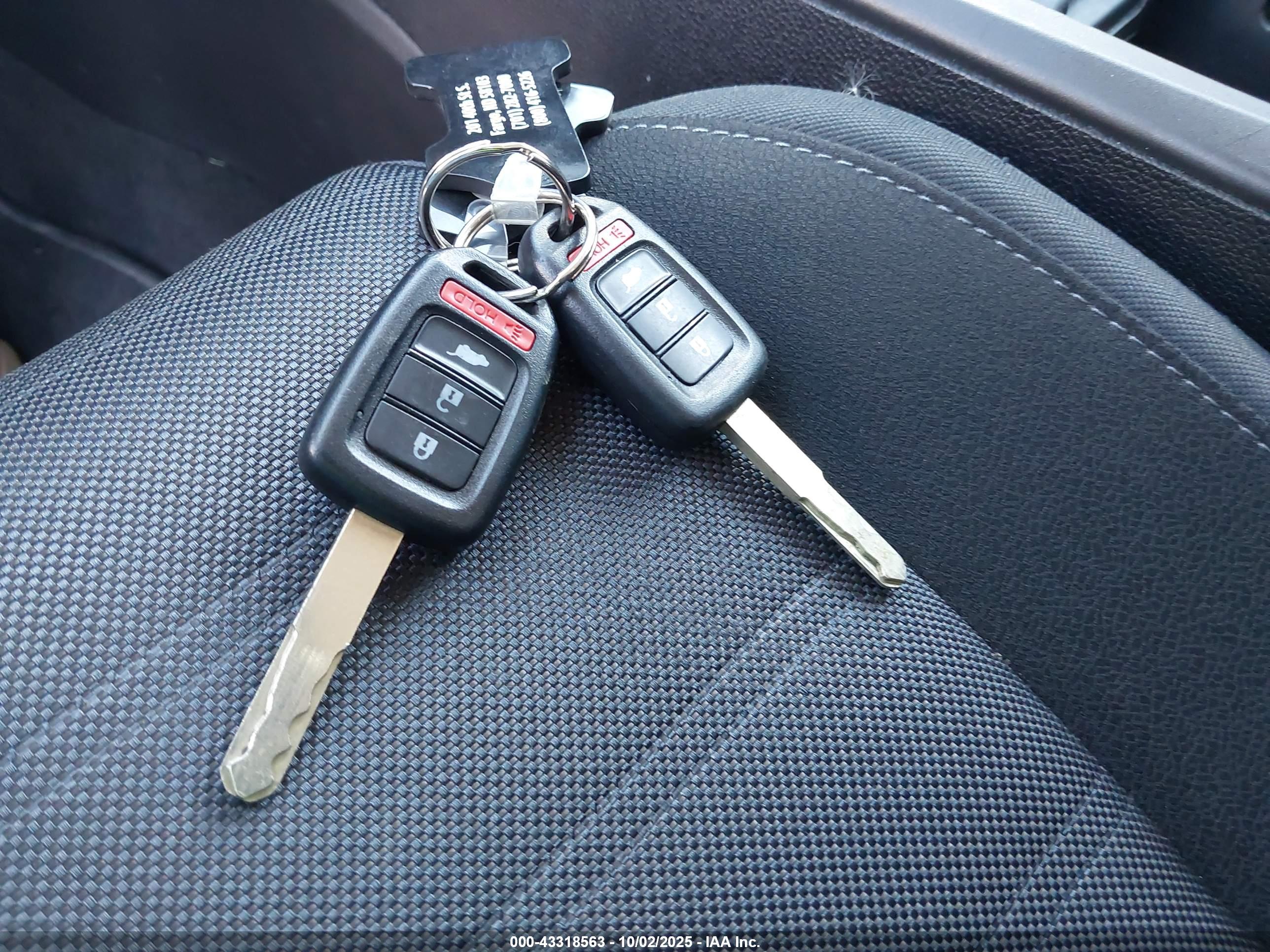 HONDA CR-V image 11