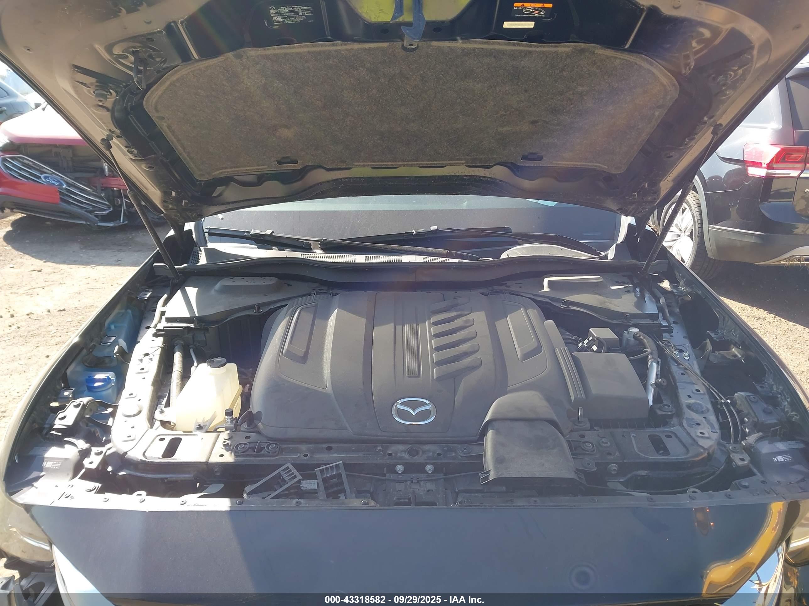 MAZDA CX-90 image 10