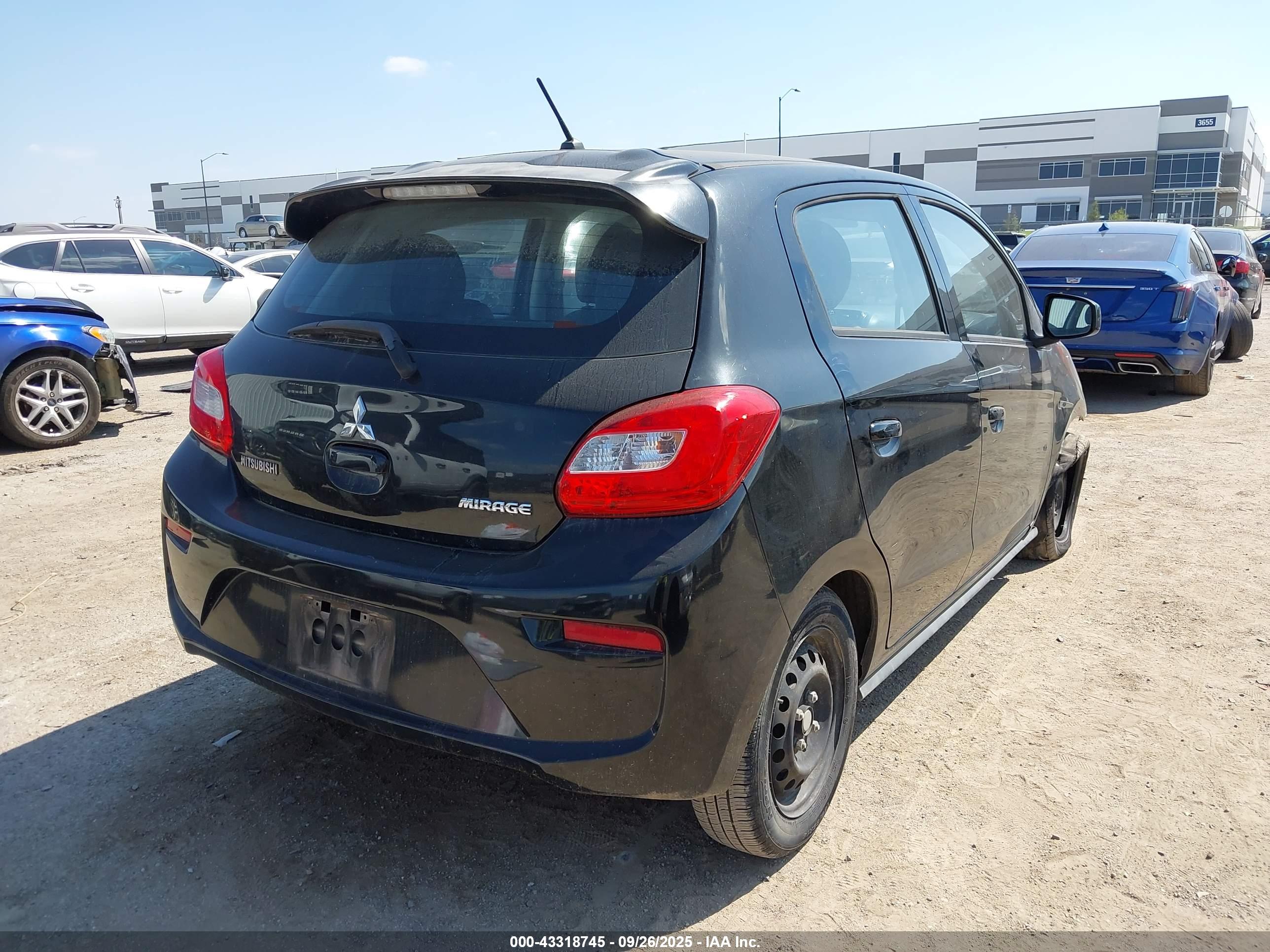 MITSUBISHI MIRAGE image 4
