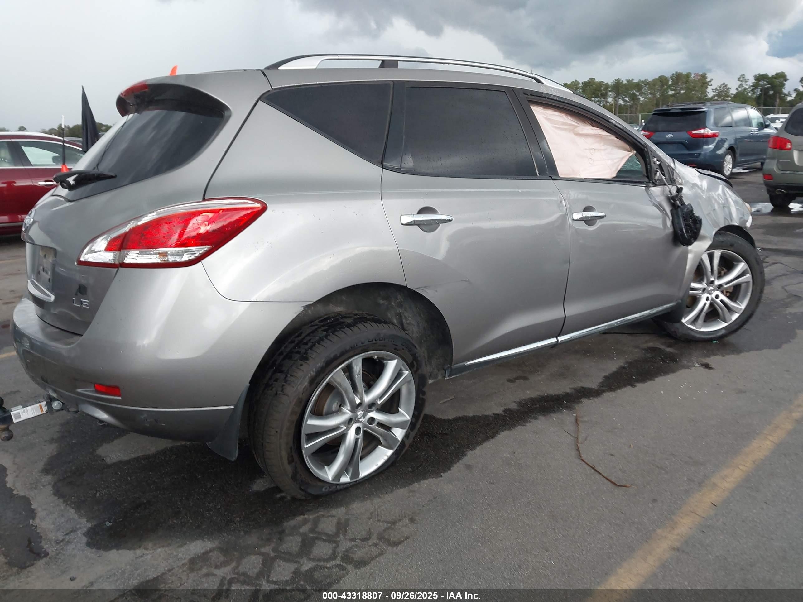 NISSAN MURANO image 4