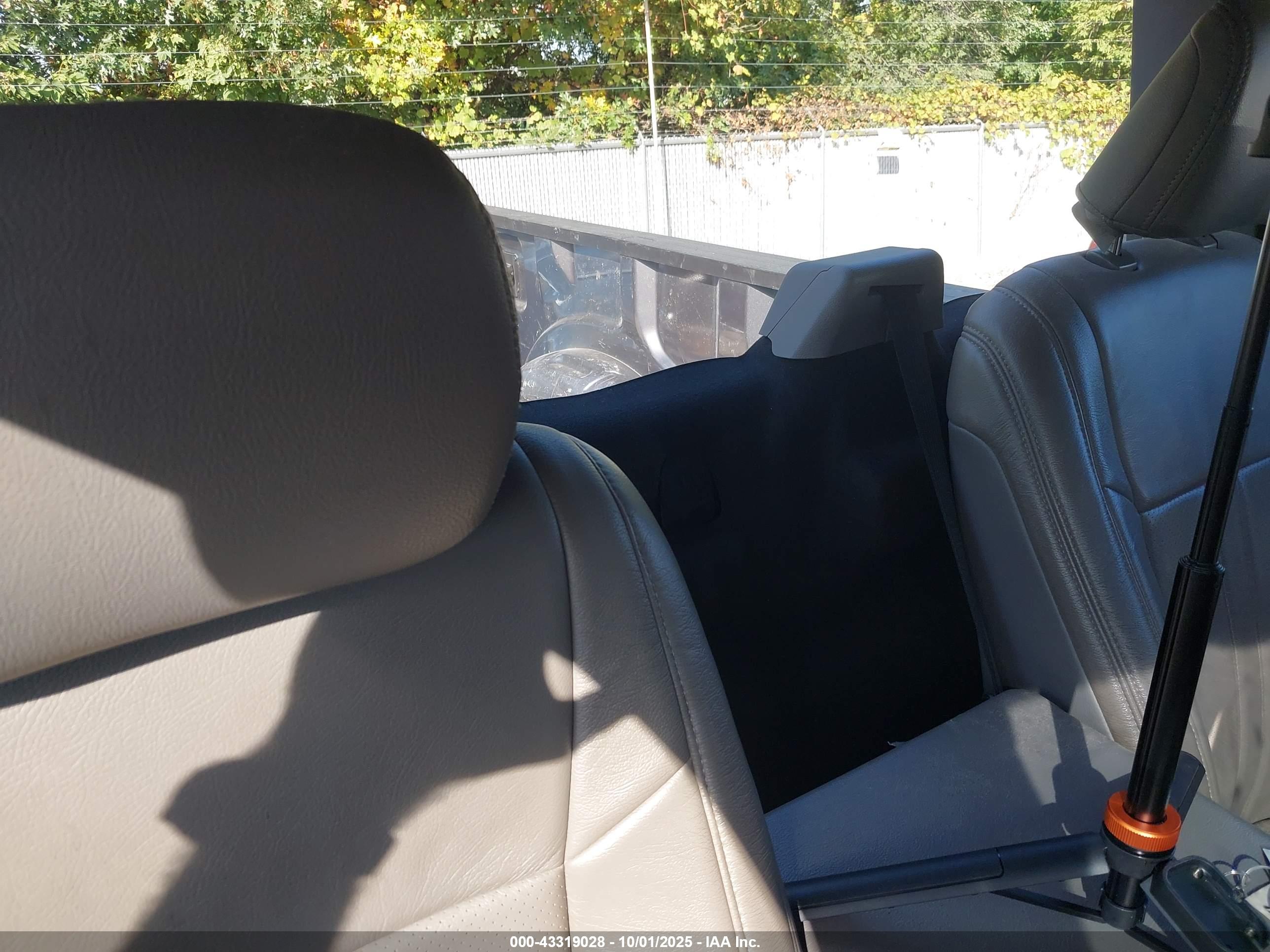 FORD F-250 image 8