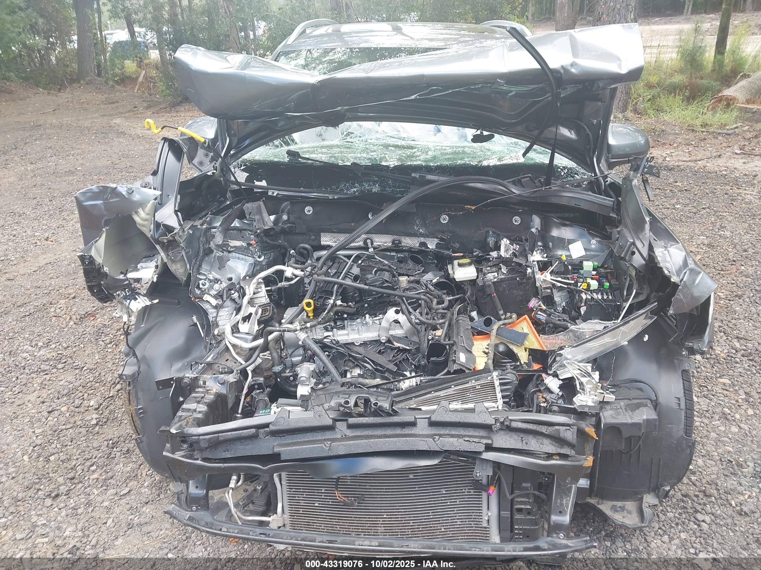 VOLKSWAGEN TAOS image 6