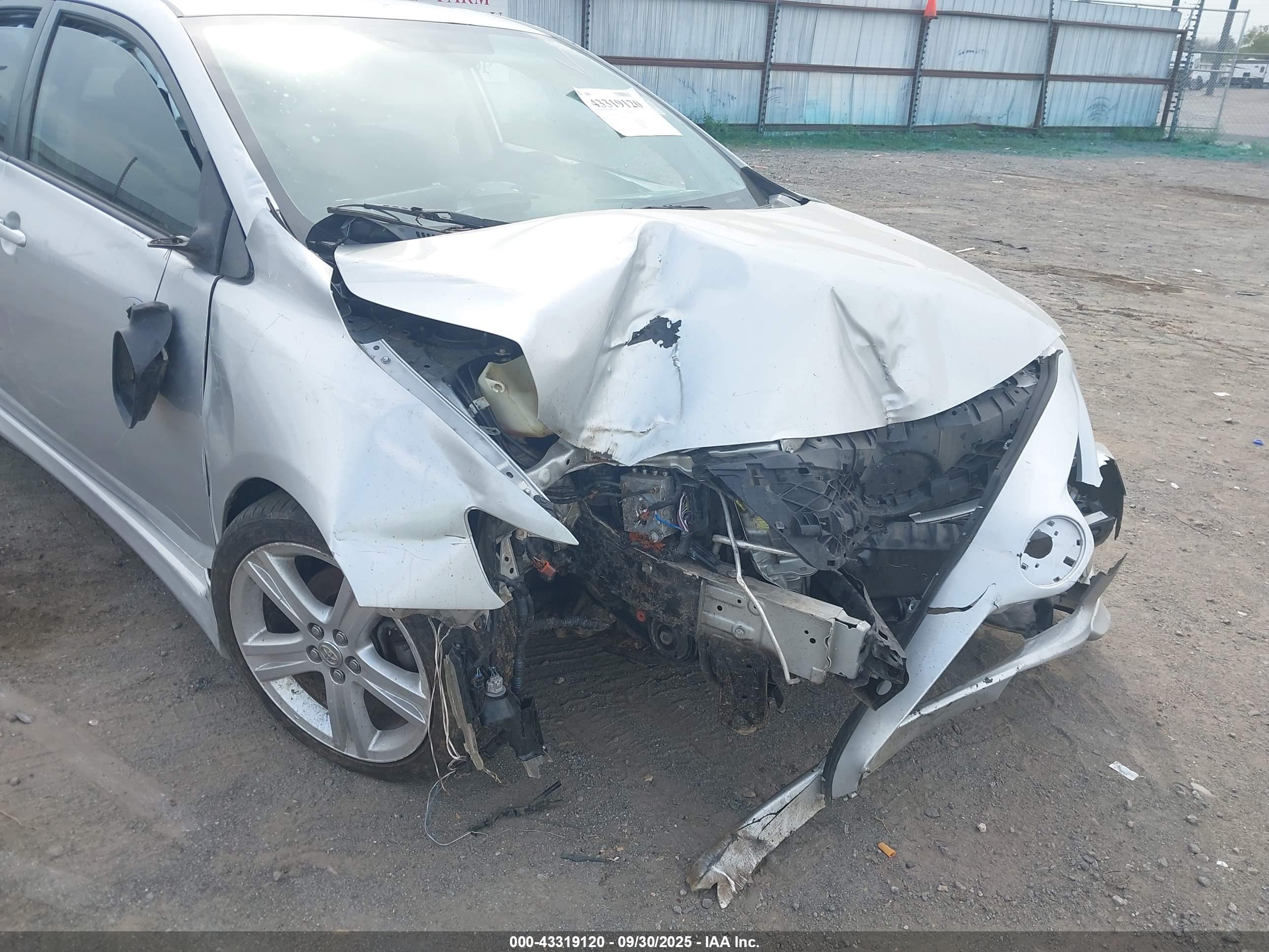 TOYOTA COROLLA image 6