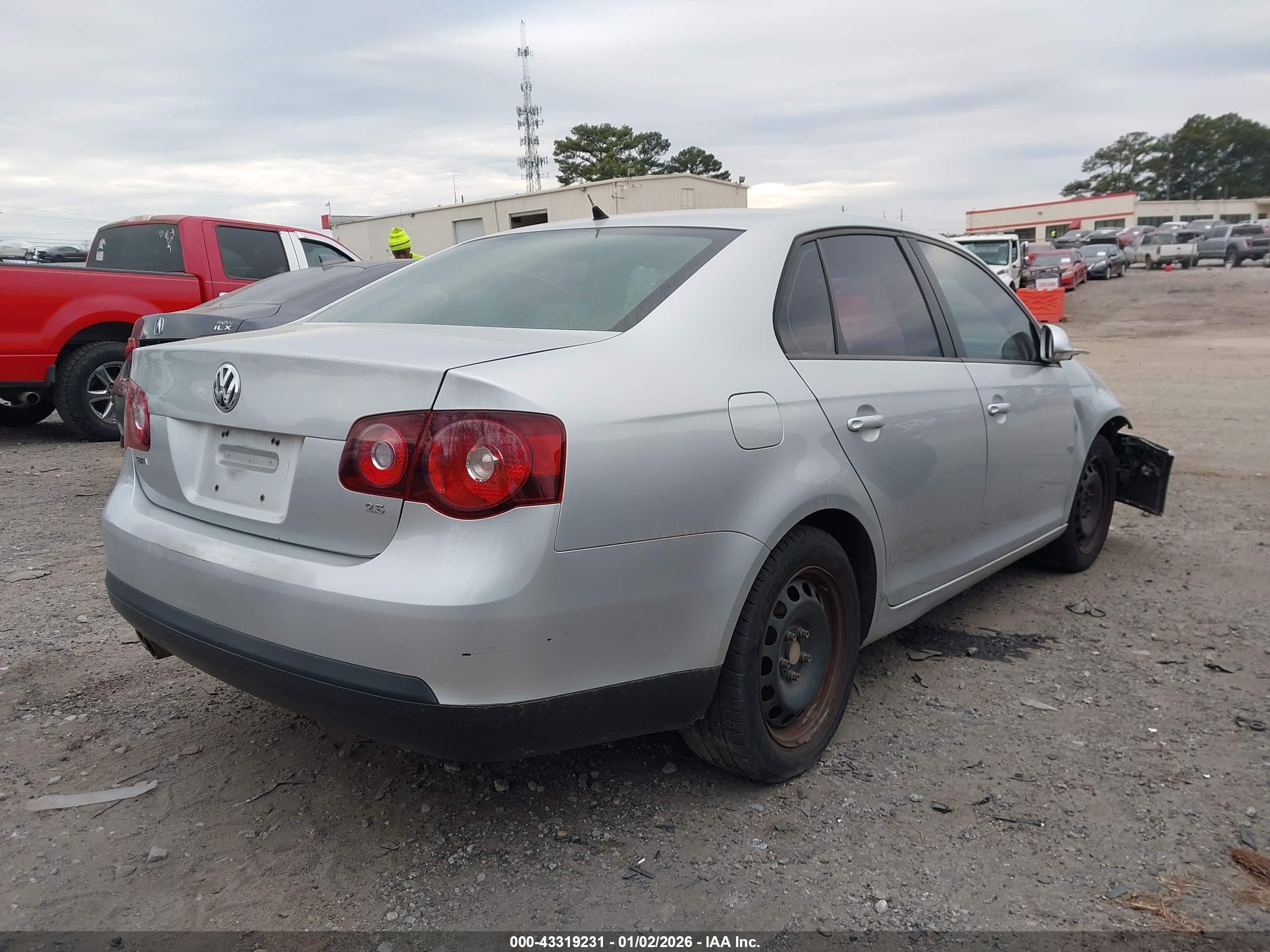 VOLKSWAGEN JETTA image 4