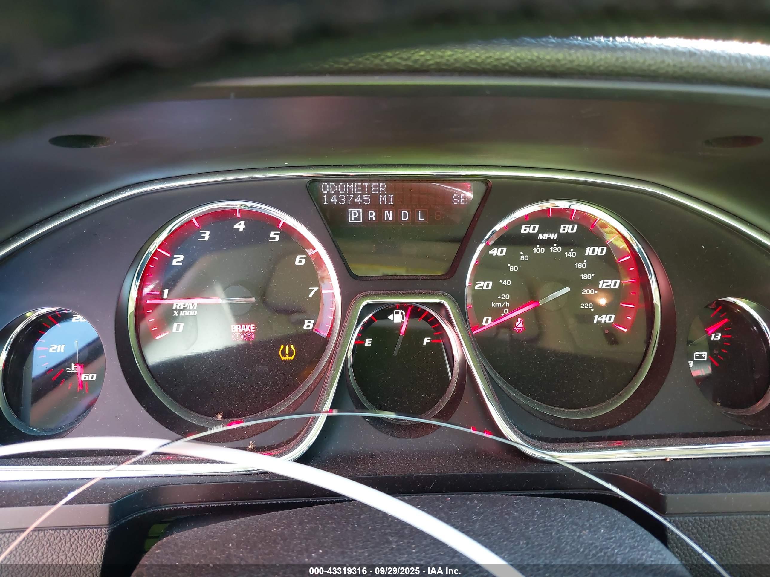GMC ACADIA image 7