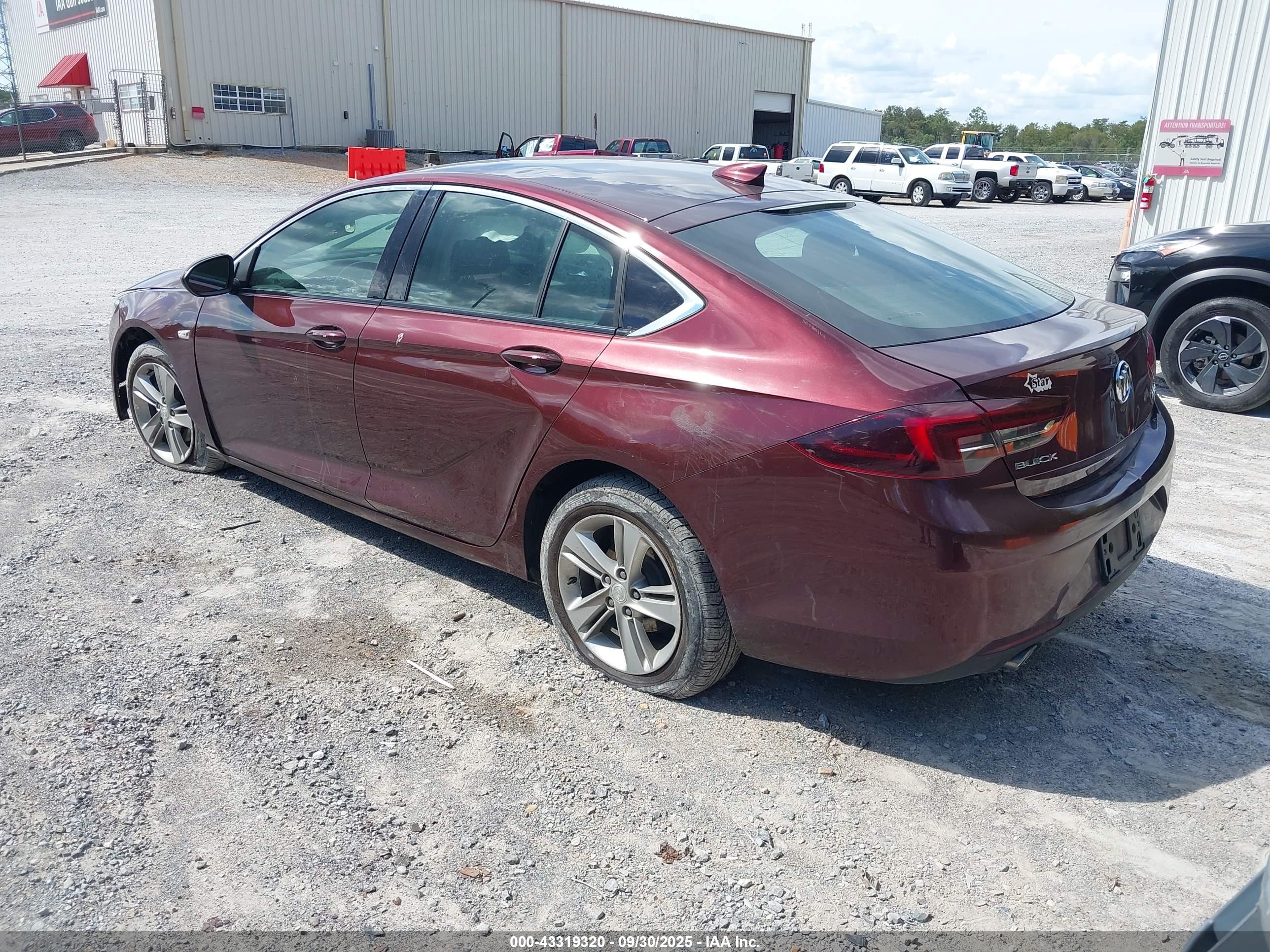 BUICK REGAL image 3