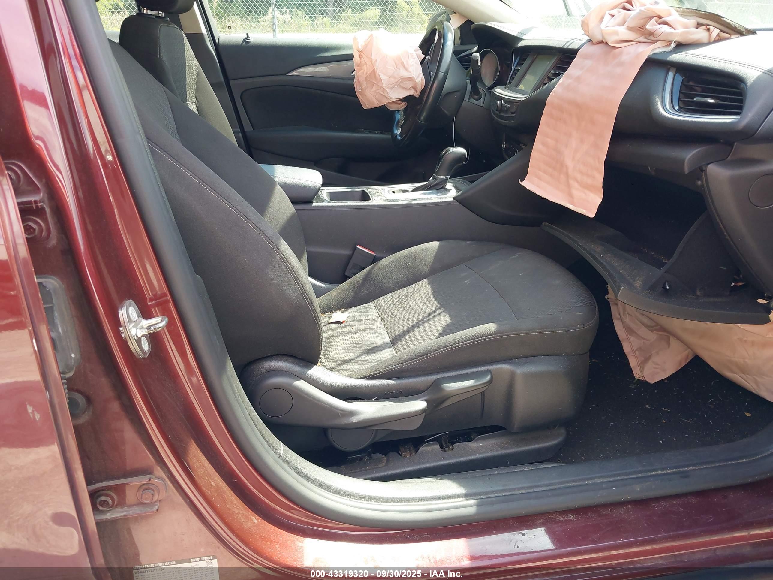 BUICK REGAL image 5