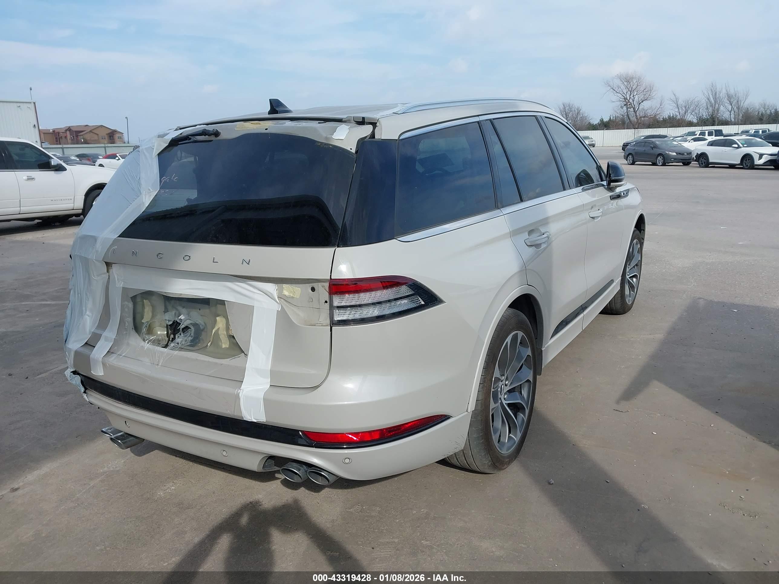 LINCOLN AVIATOR image 4