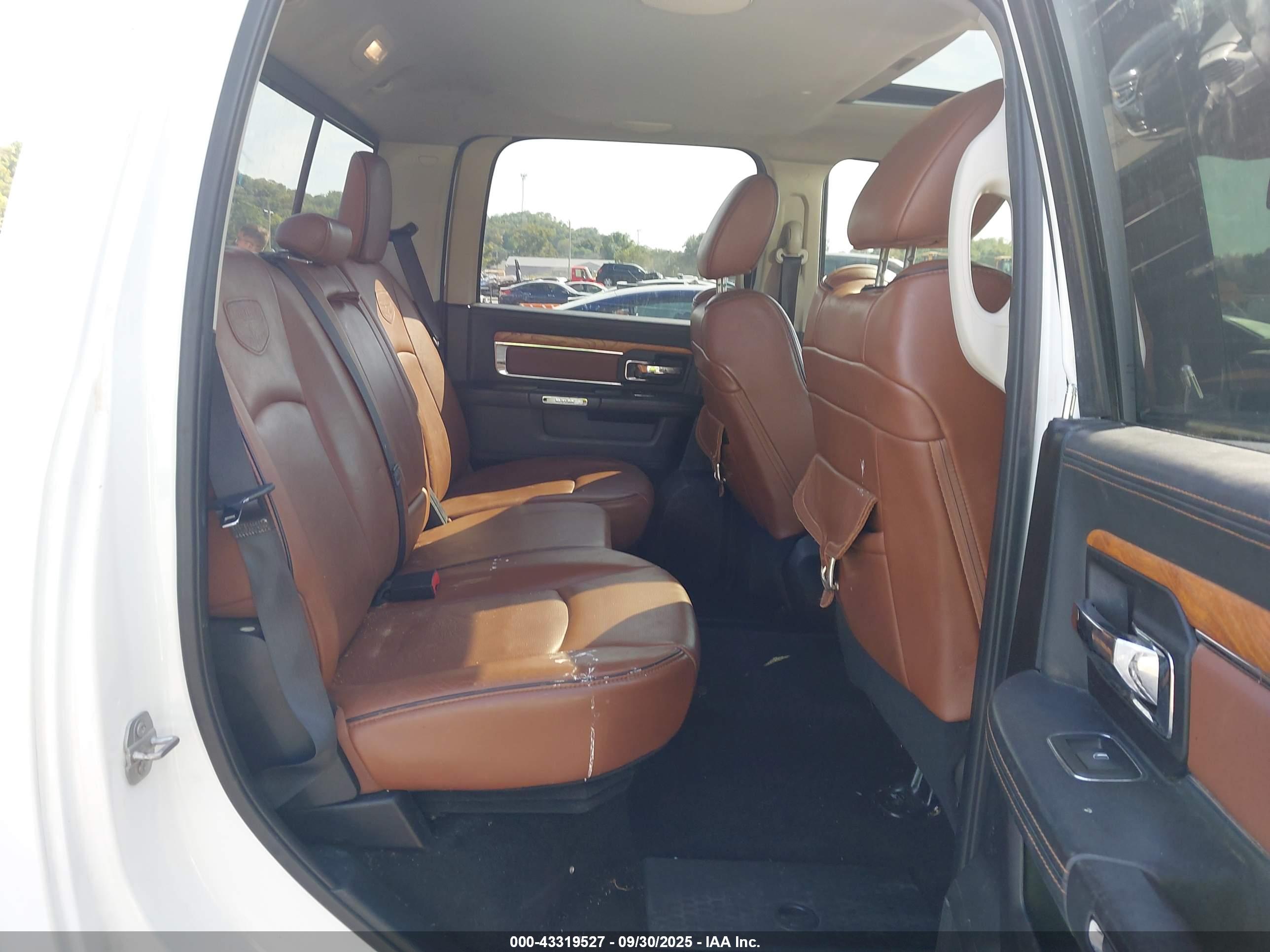 RAM 1500 image 8
