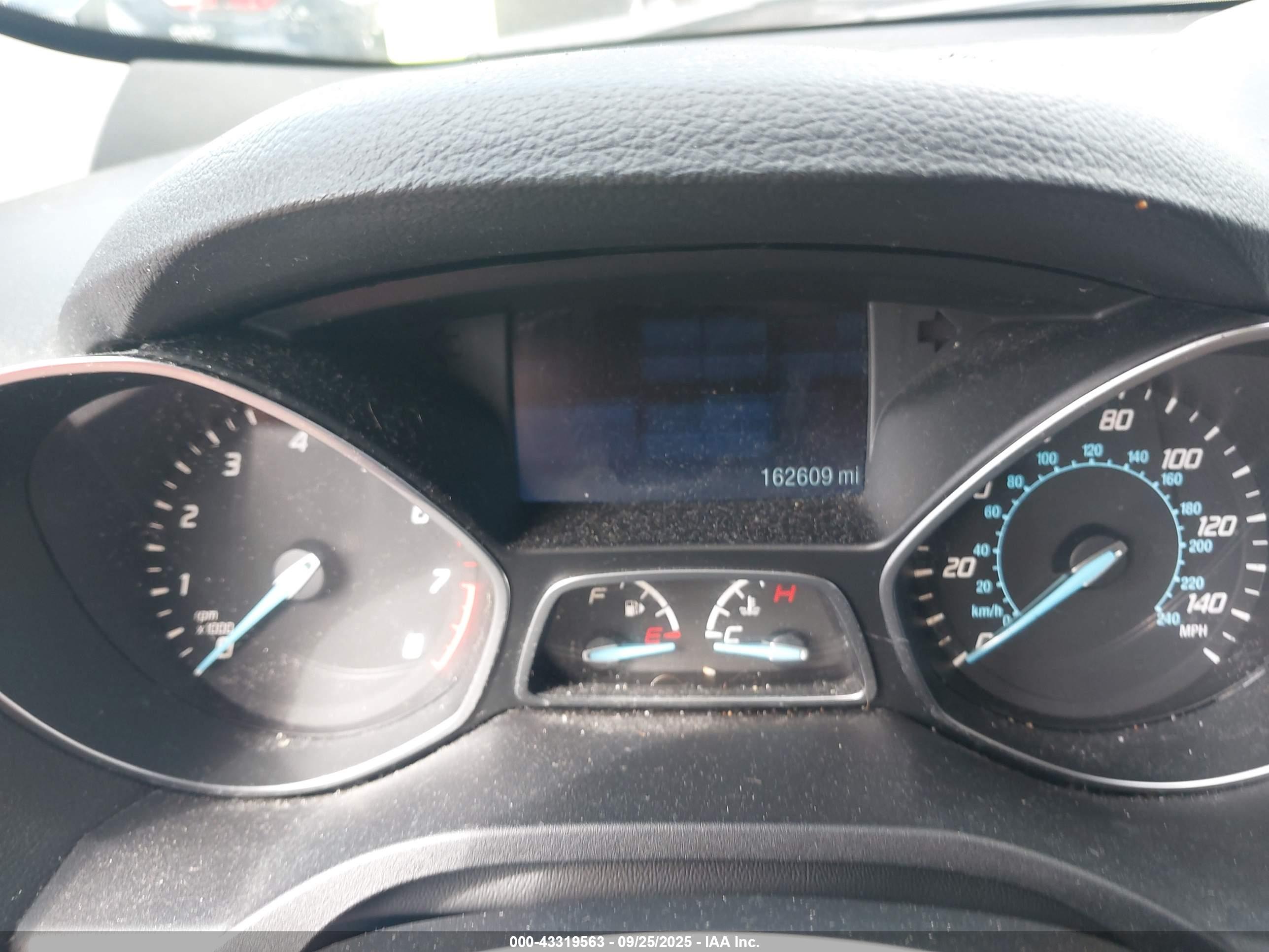 FORD ESCAPE image 7