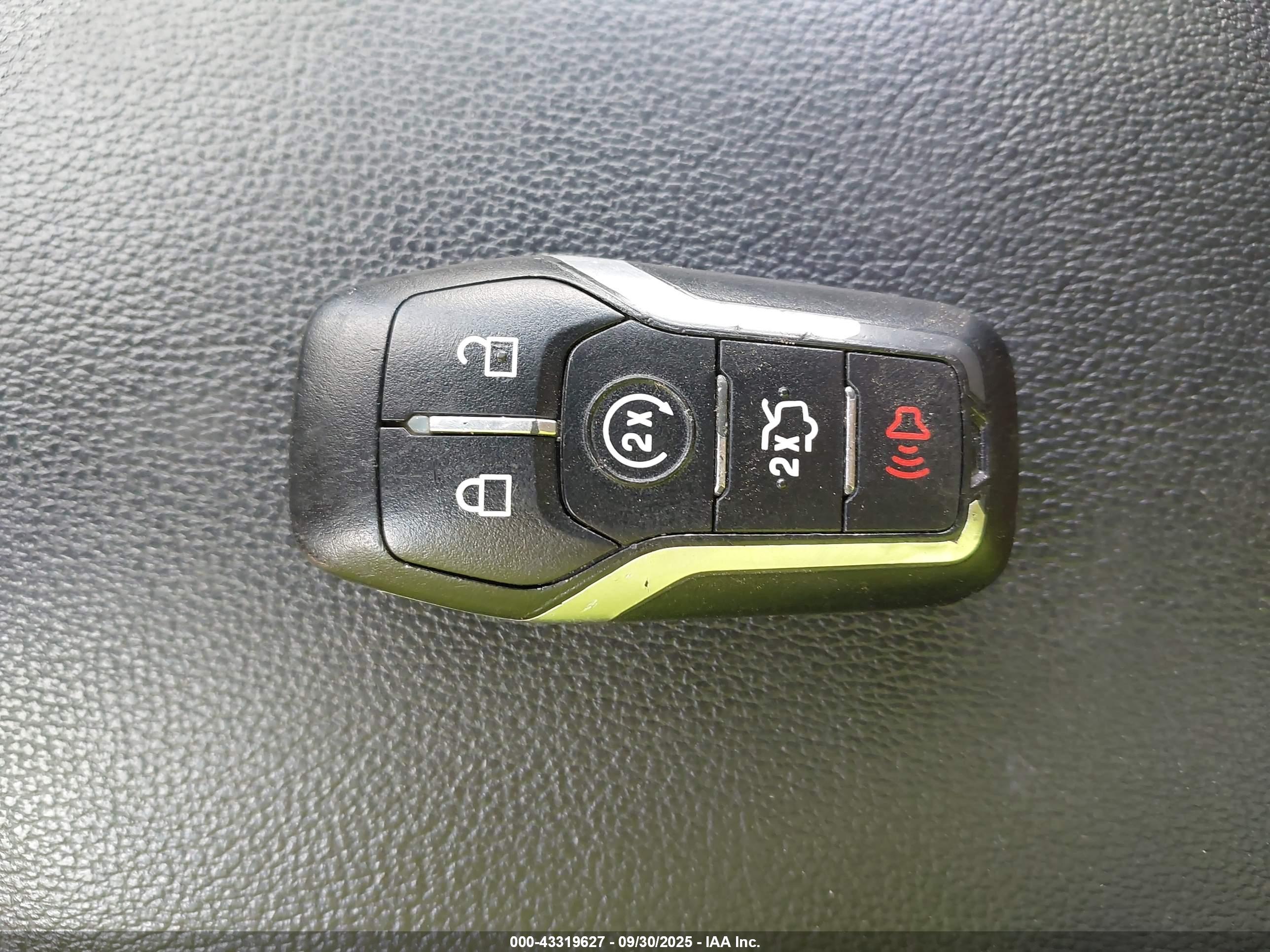 FORD EXPLORER image 11