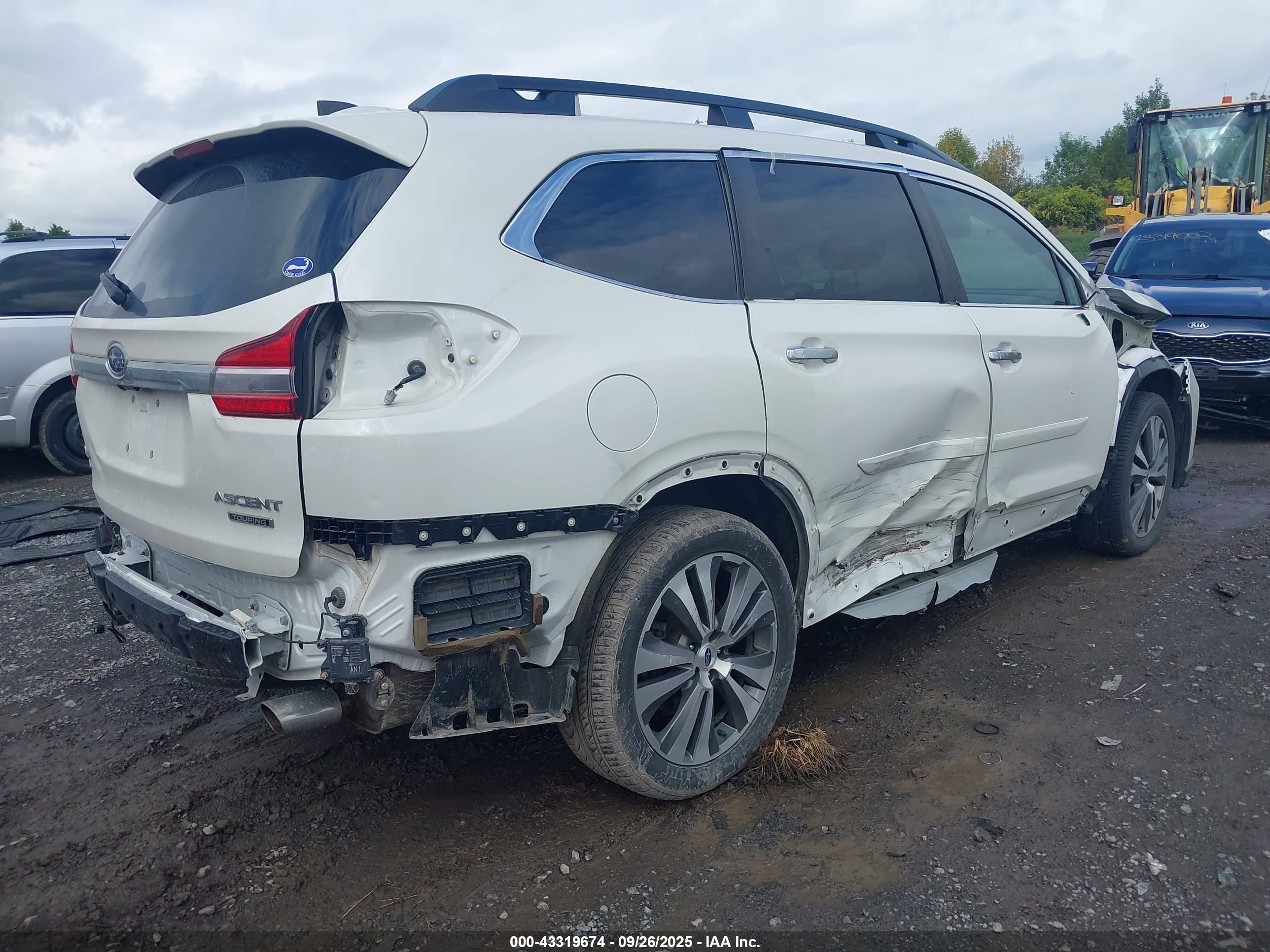 SUBARU ASCENT image 4