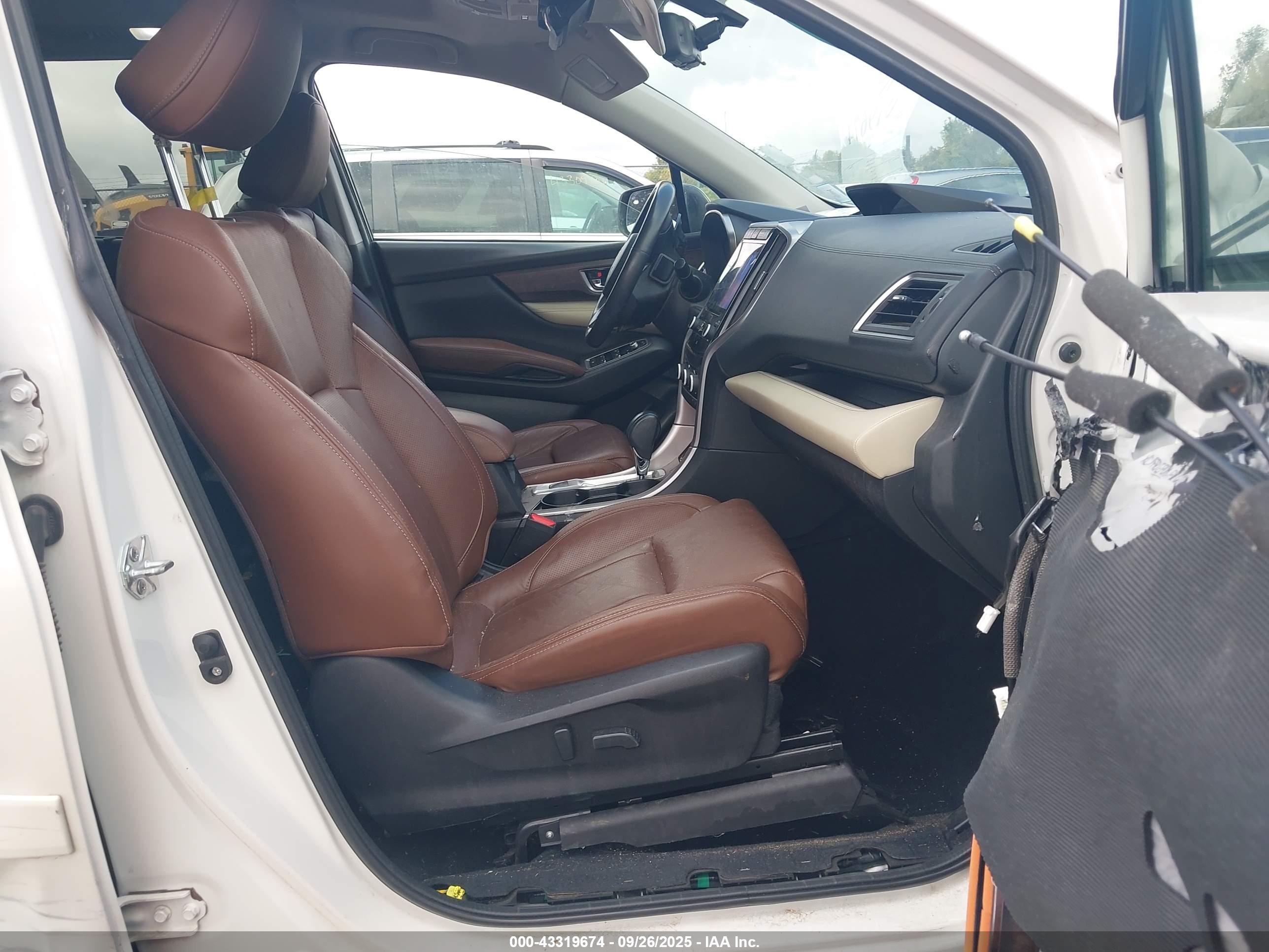 SUBARU ASCENT image 5