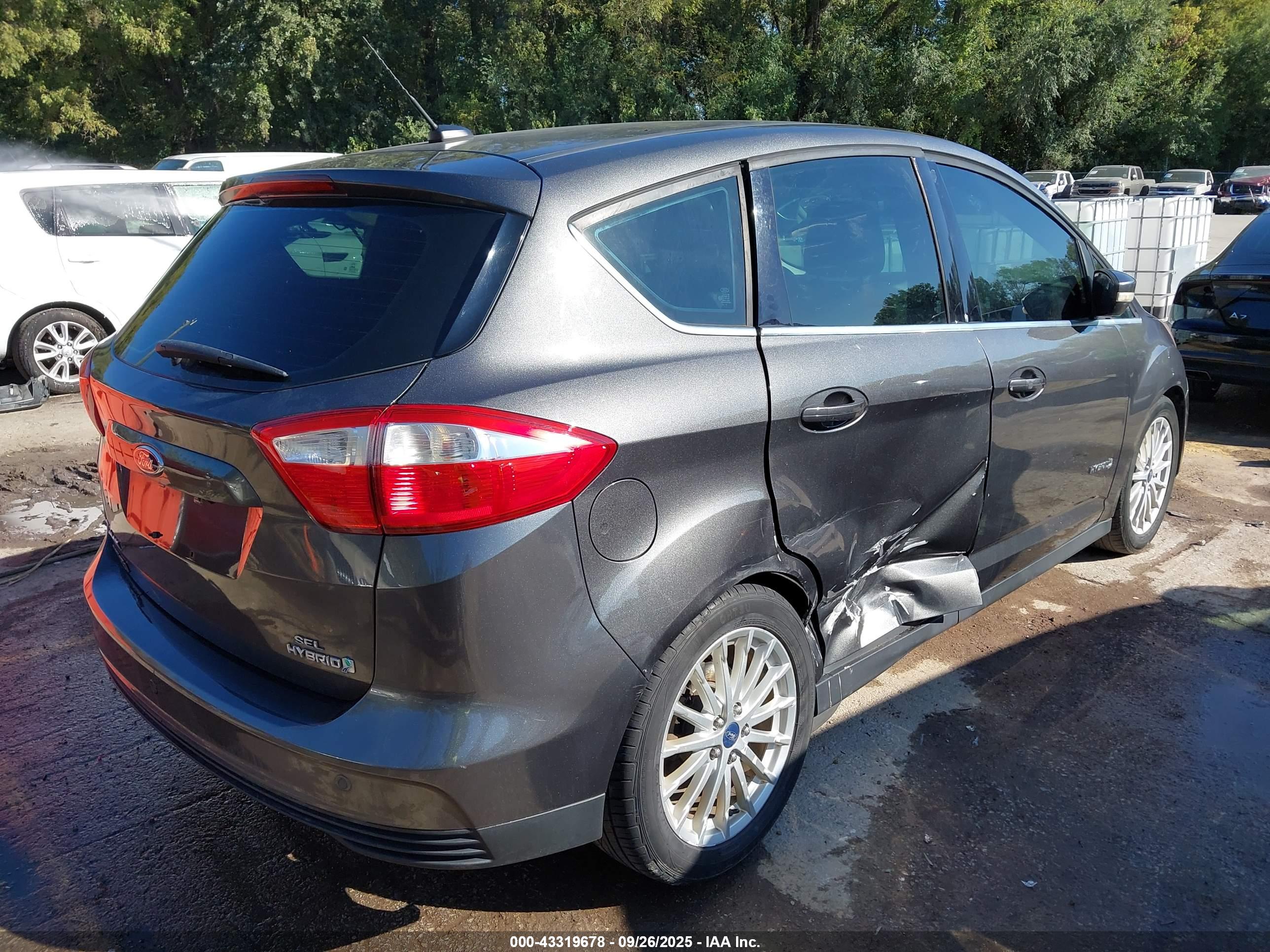 FORD C-MAX image 4