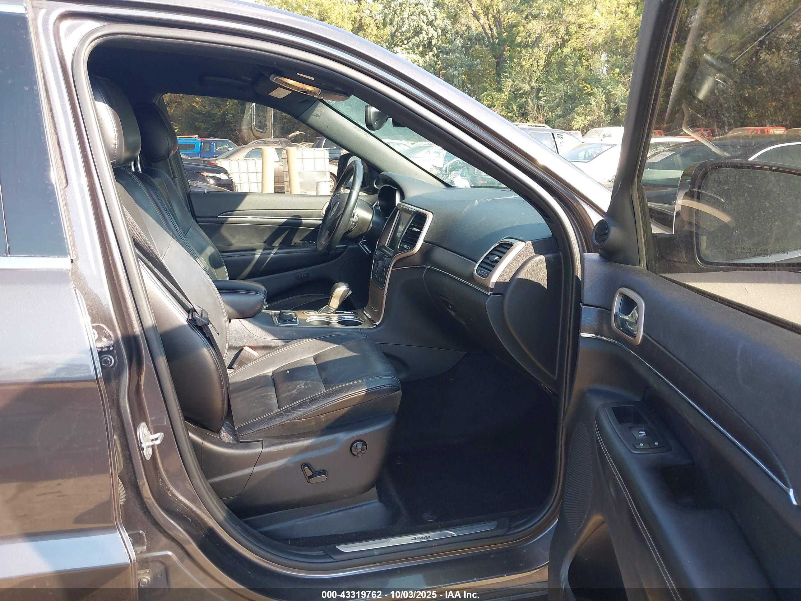 JEEP GRAND image 5