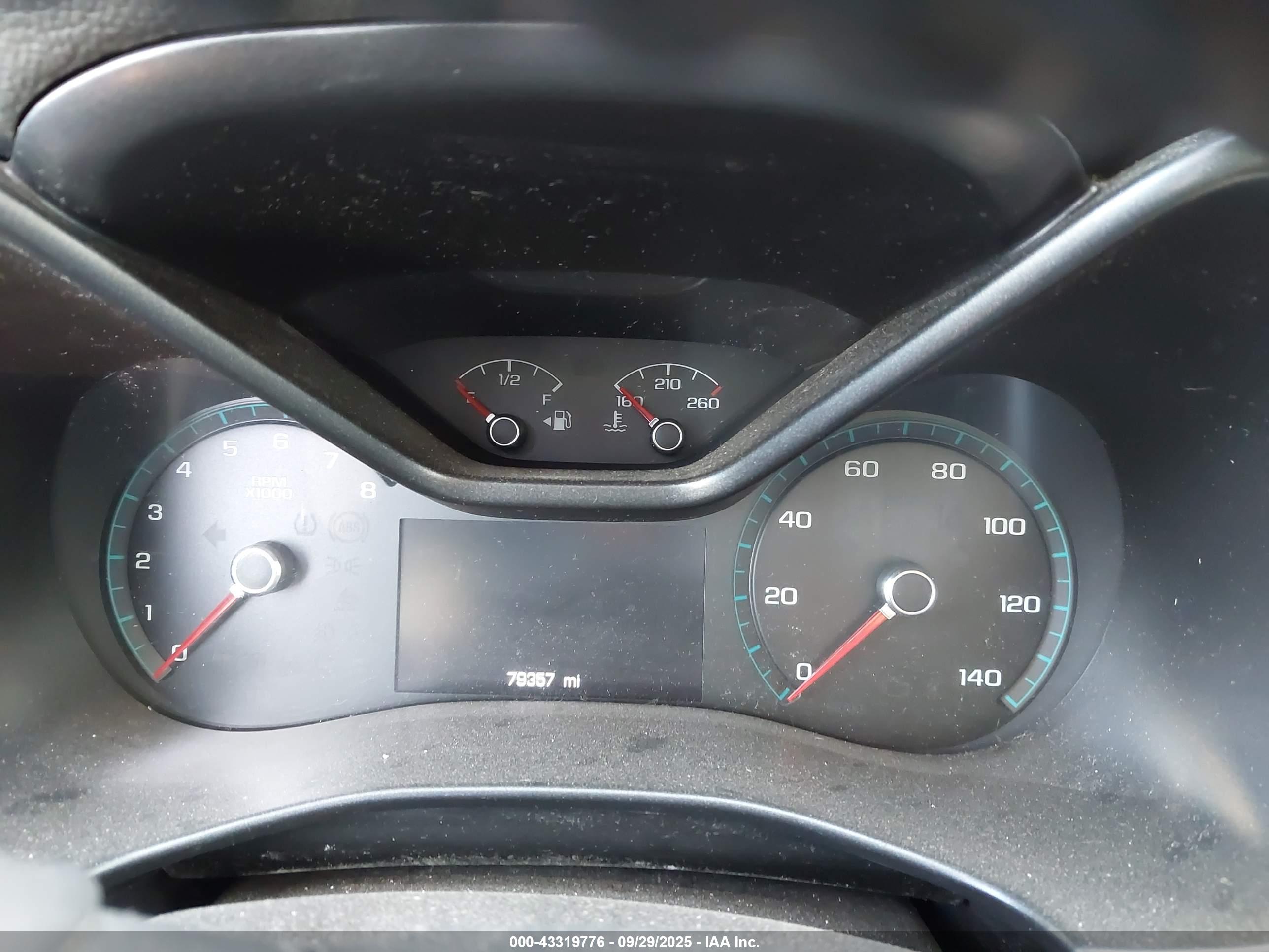 CHEVROLET COLORADO image 7