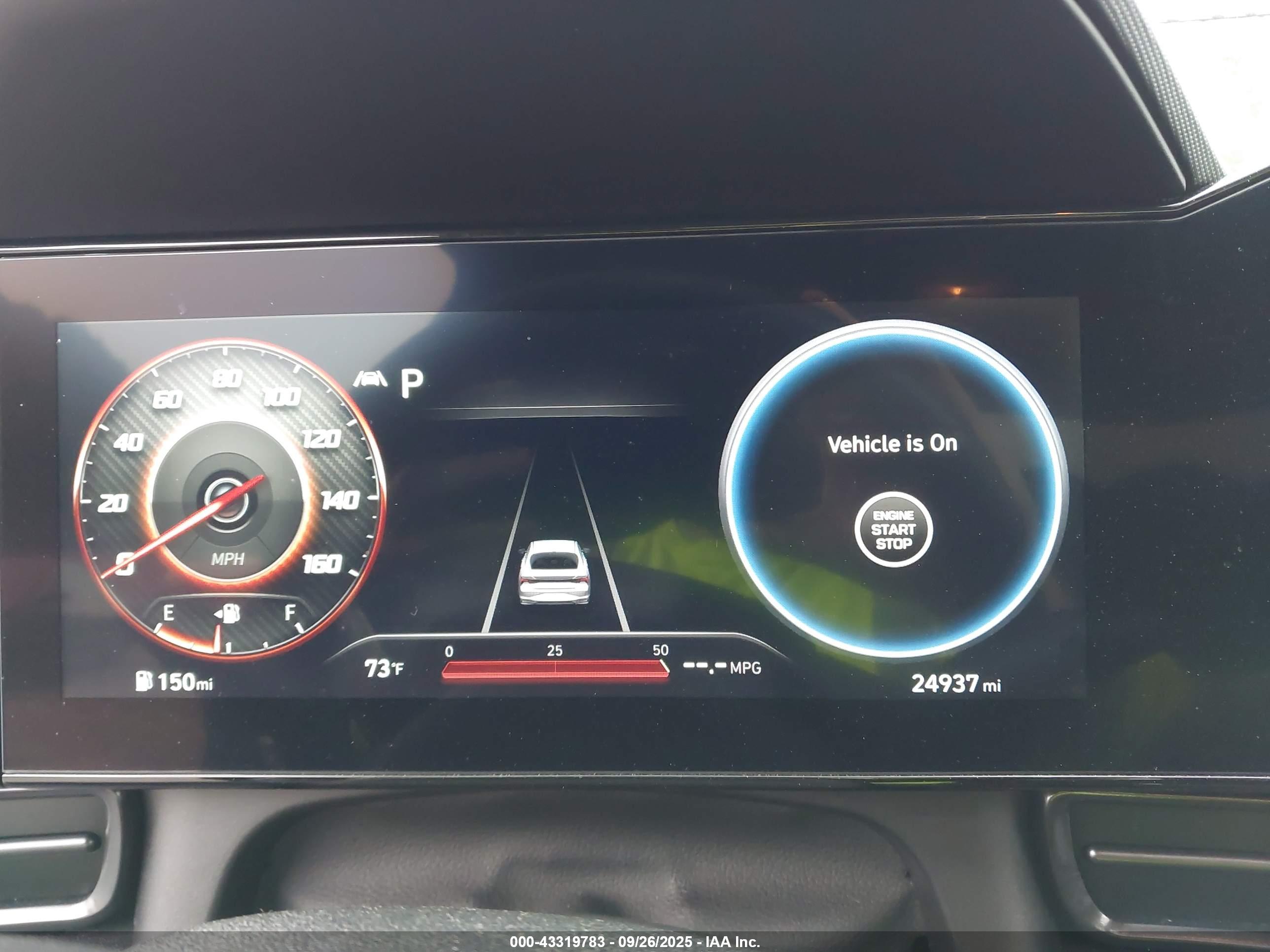 HYUNDAI ELANTRA image 7