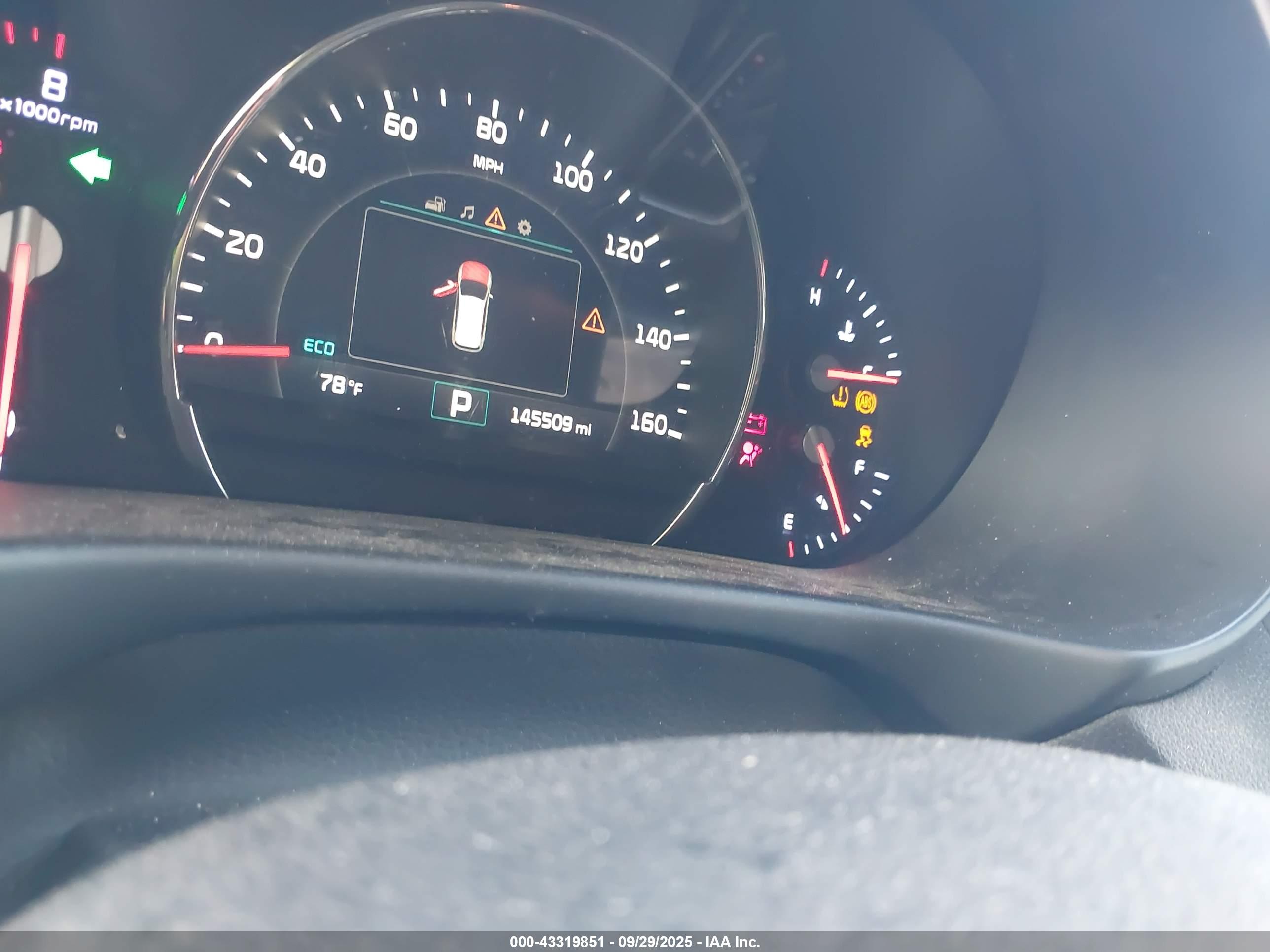 KIA SORENTO image 7