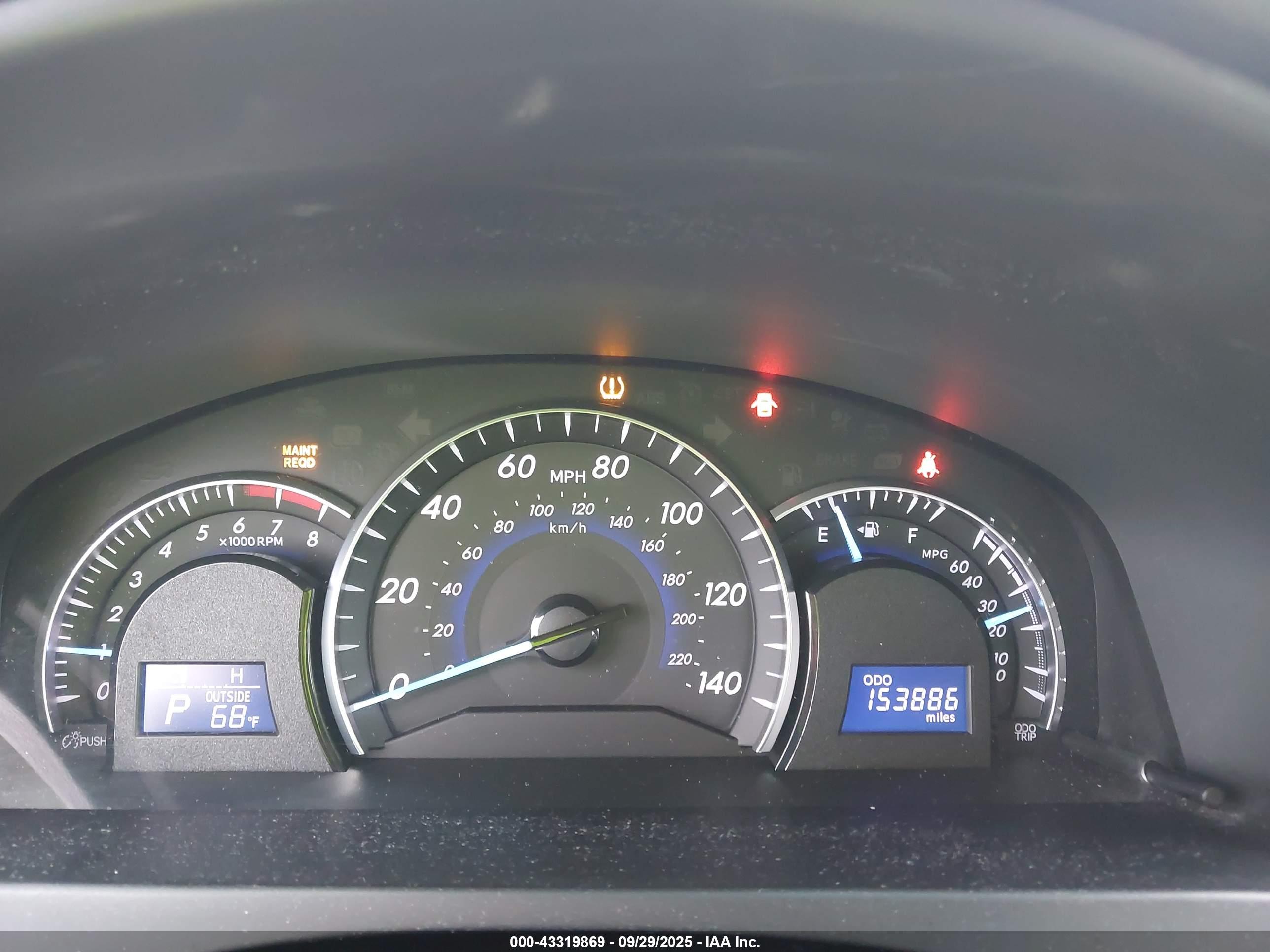 TOYOTA CAMRY image 7