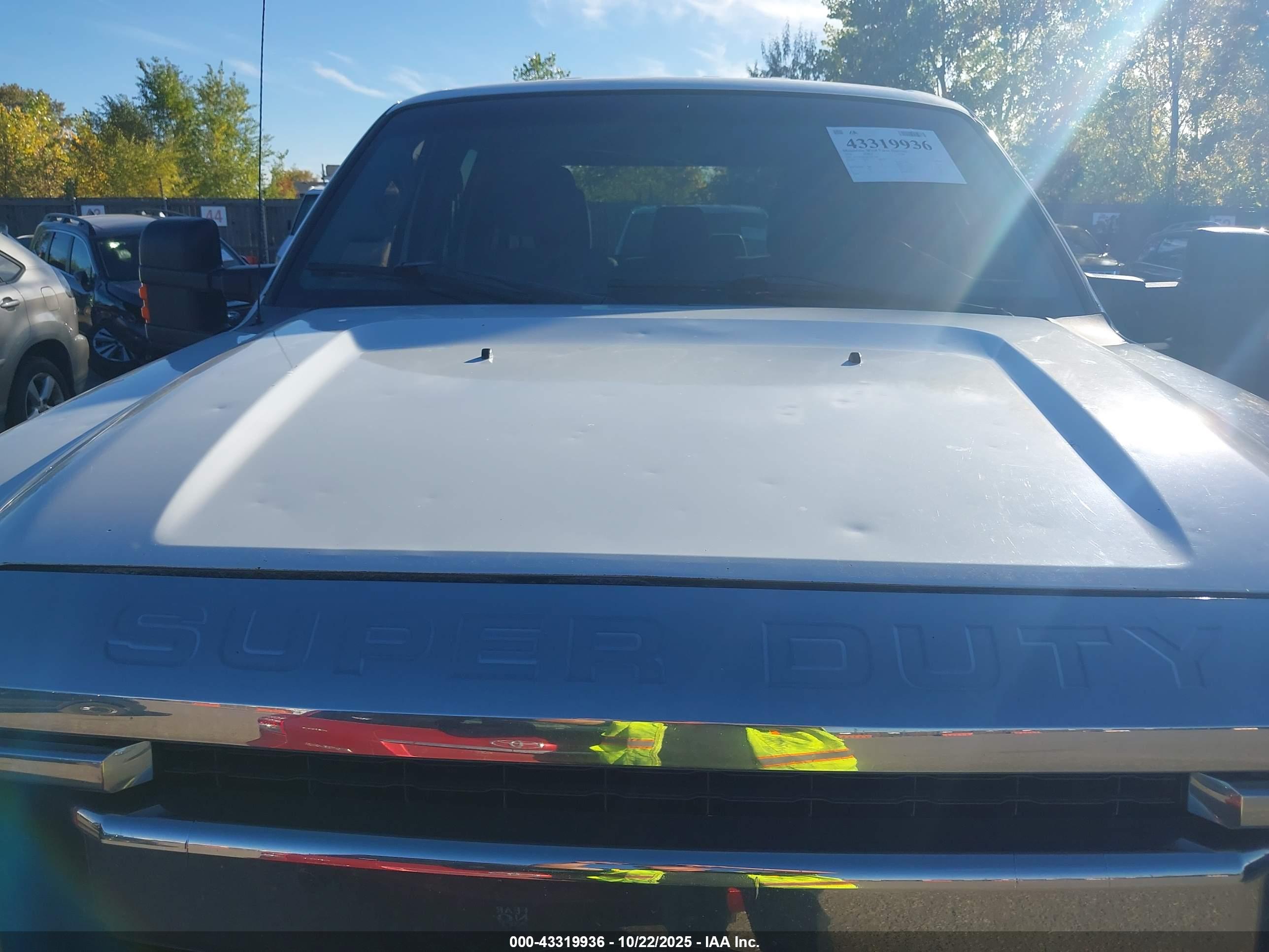 FORD F-250 image 6