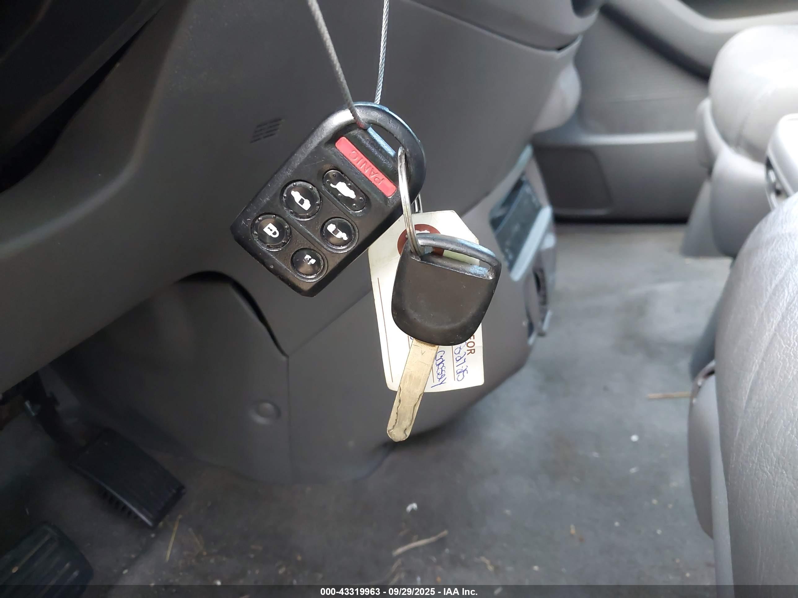 HONDA ODYSSEY image 11