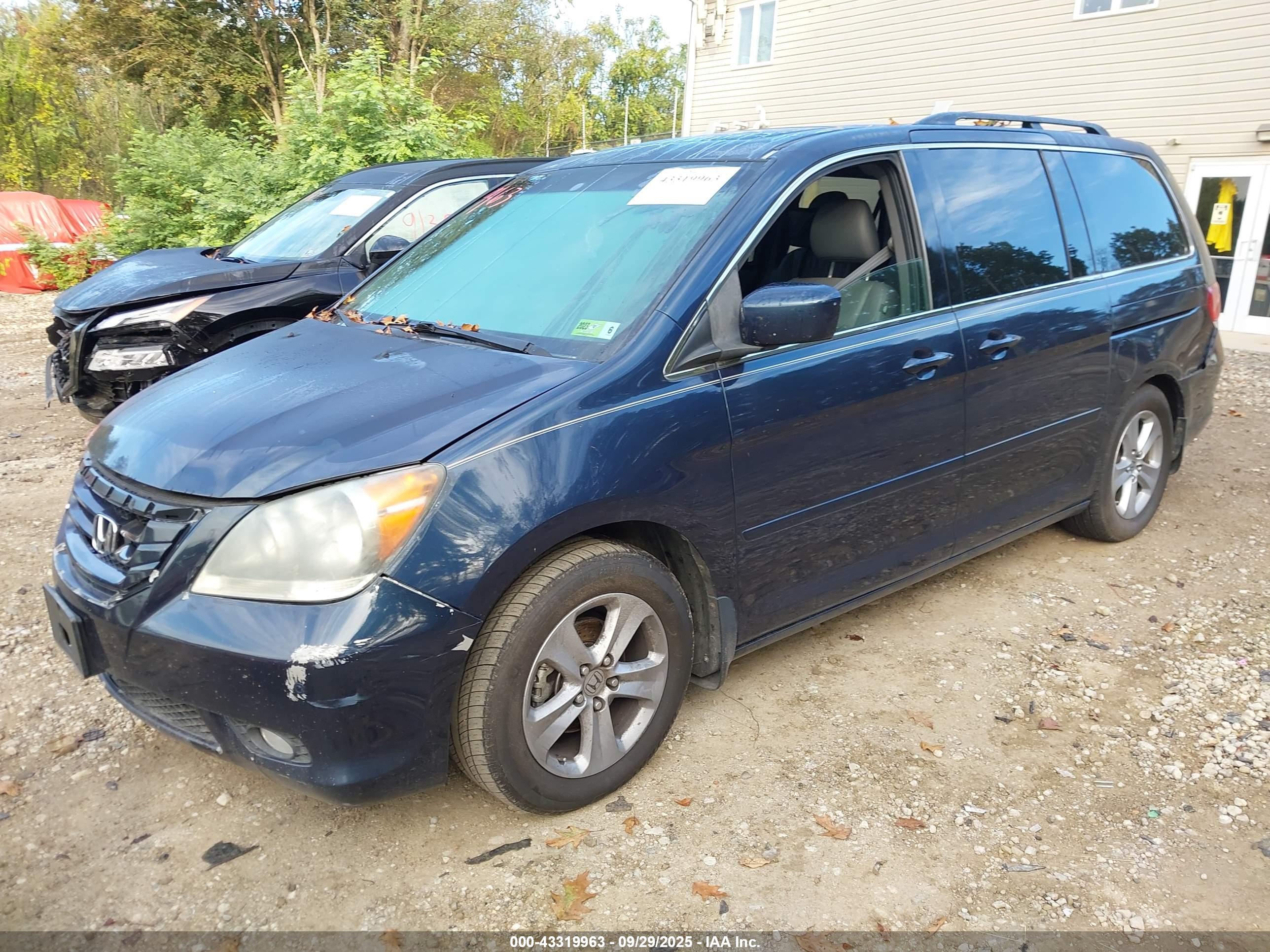 HONDA ODYSSEY image 2
