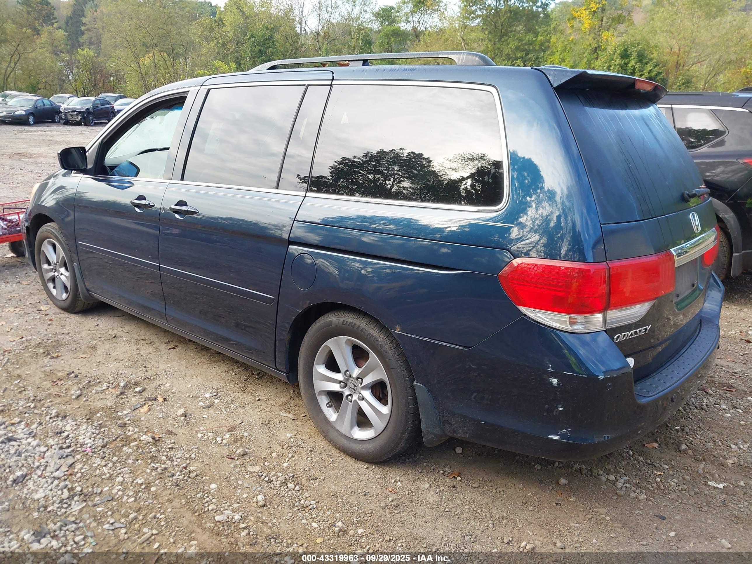 HONDA ODYSSEY image 3