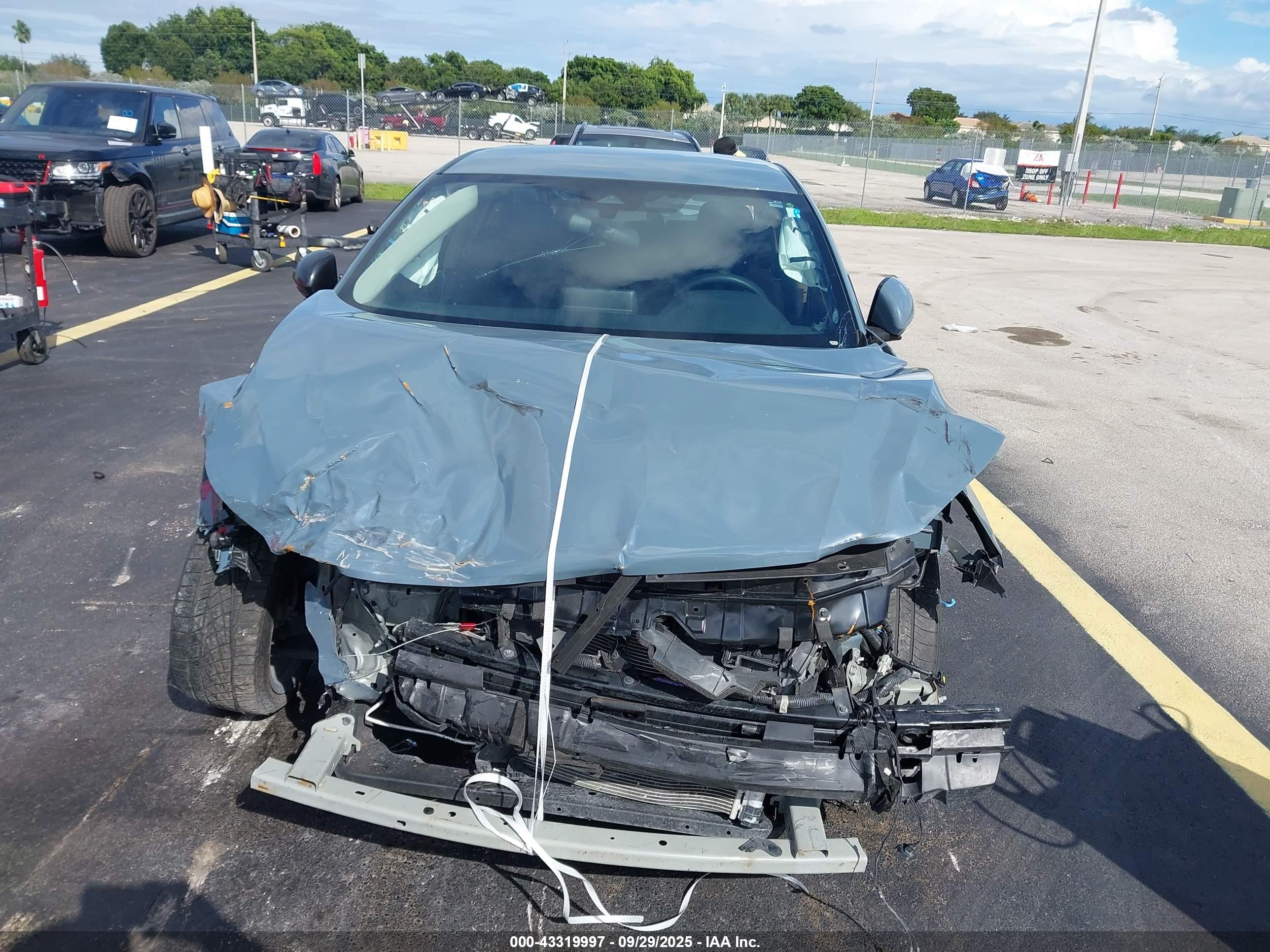 NISSAN SENTRA image 6