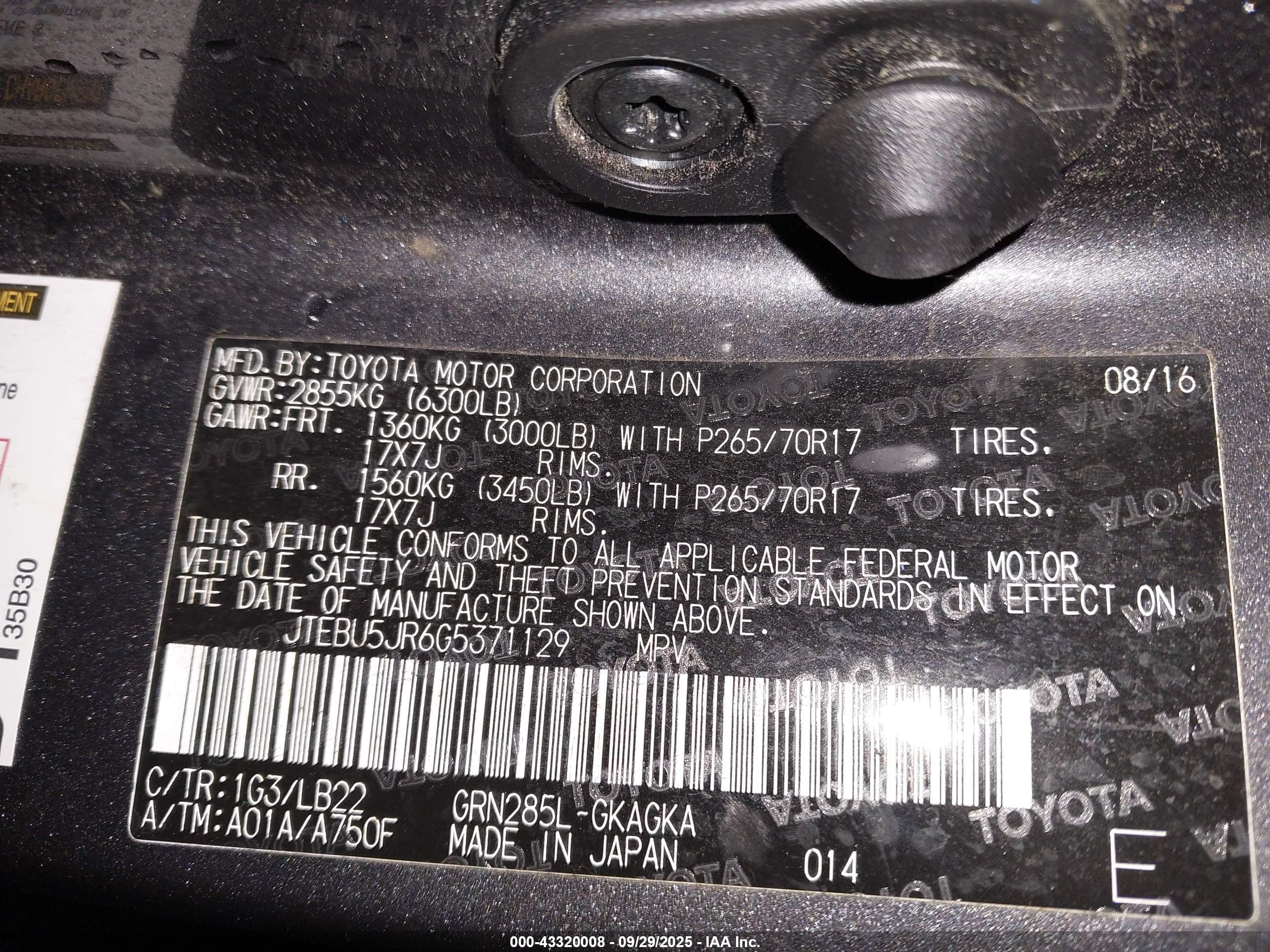TOYOTA 4RUNNER image 9