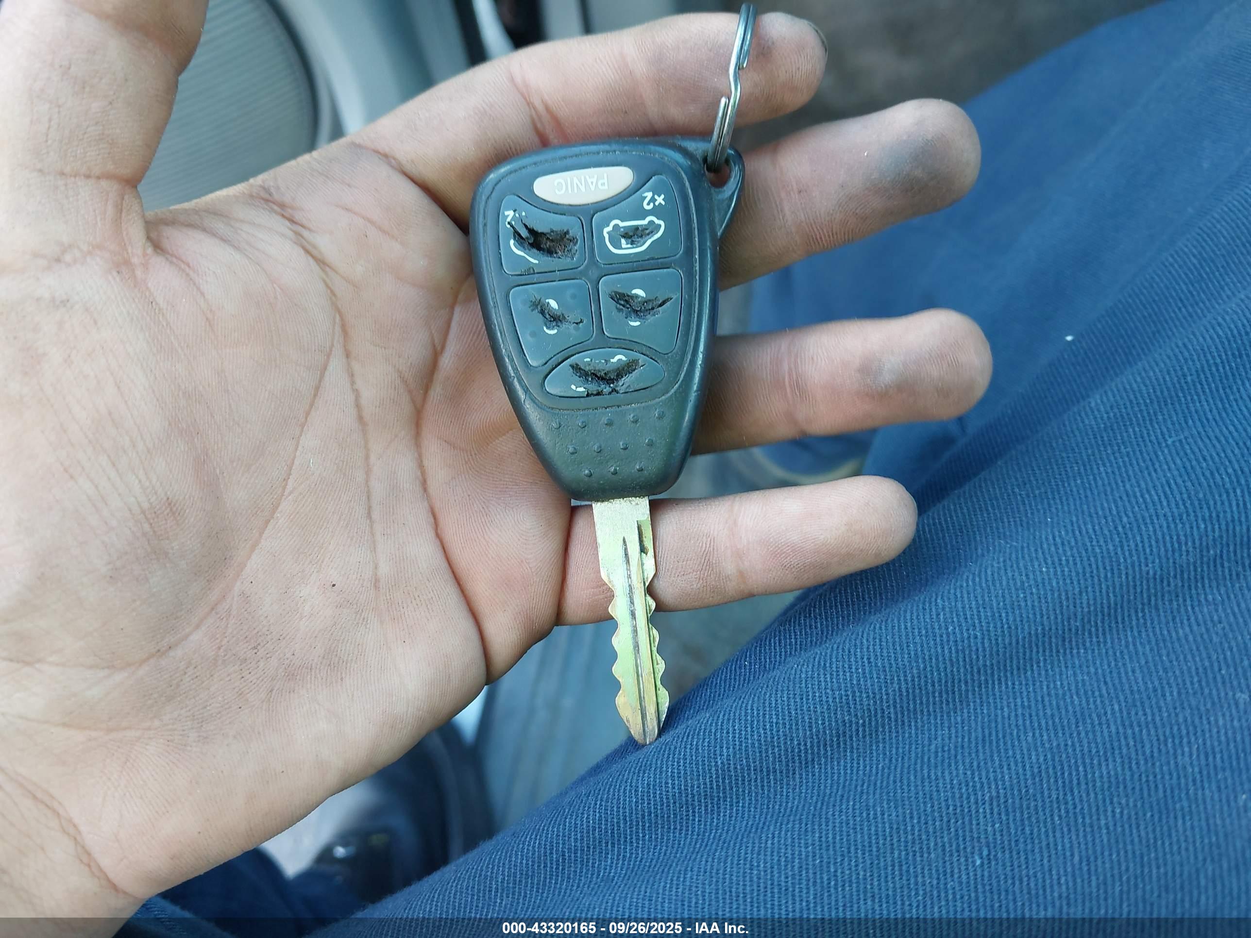 DODGE GRAND image 11