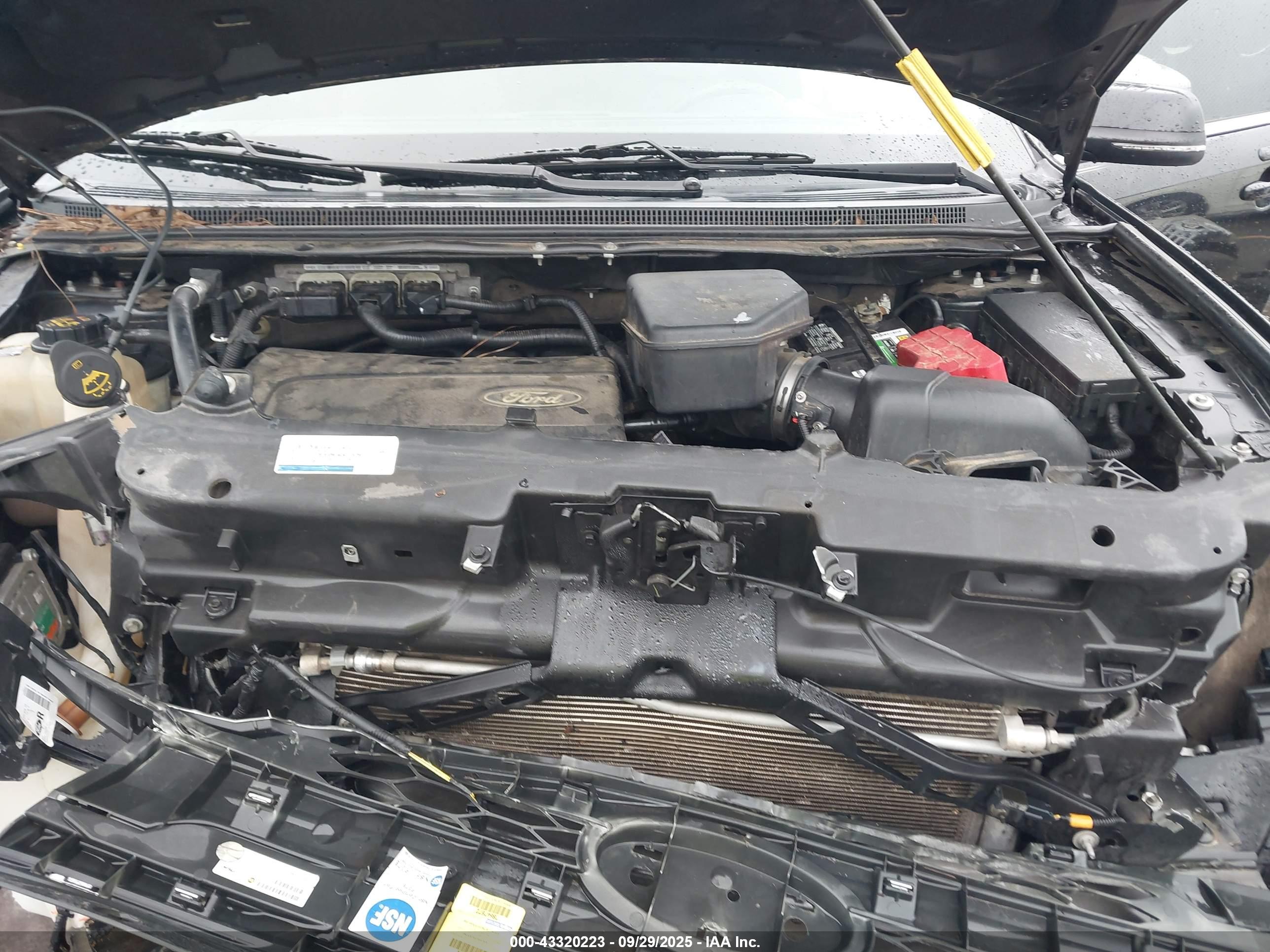 FORD EDGE image 10