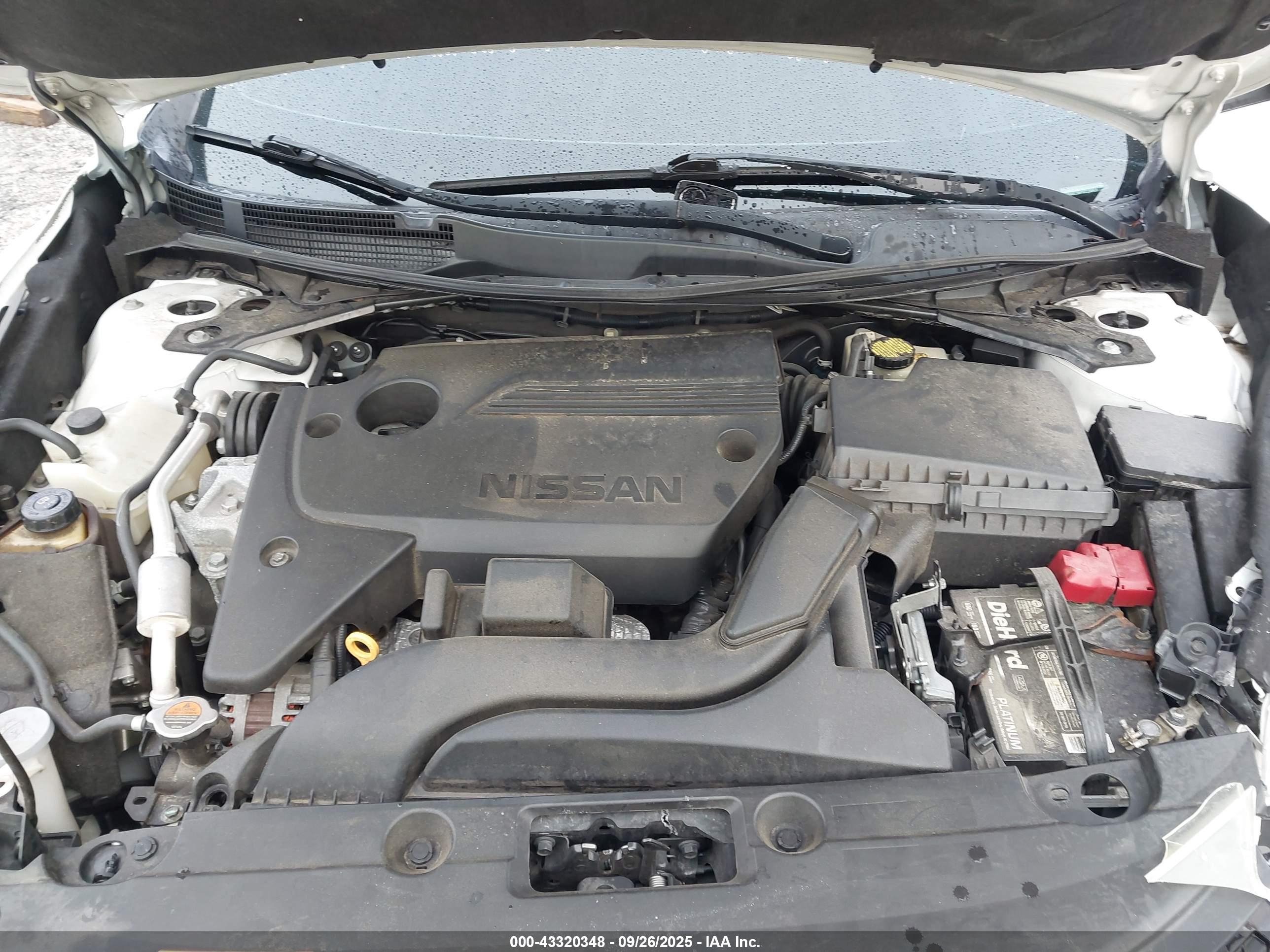 NISSAN ALTIMA image 10