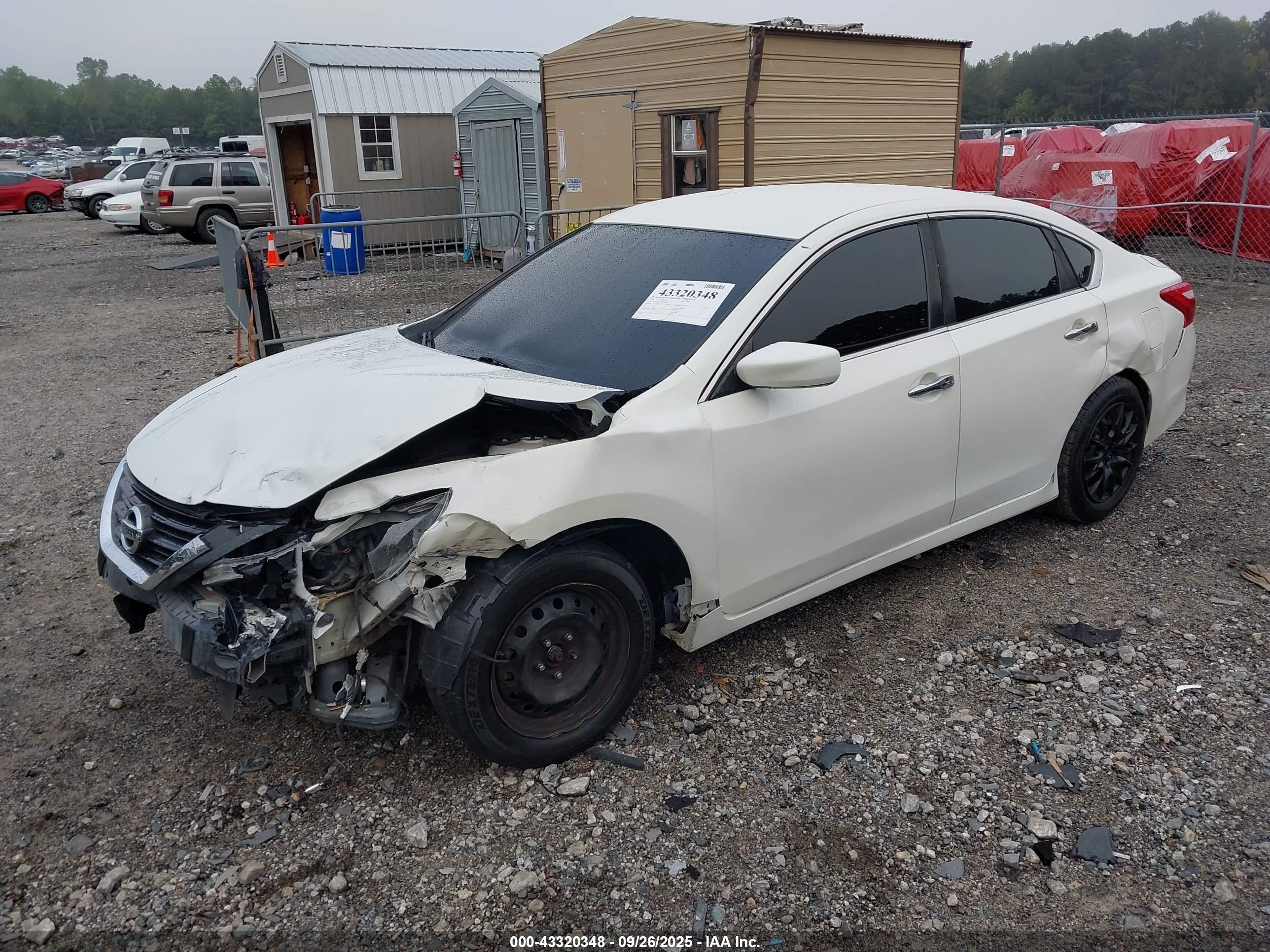 NISSAN ALTIMA image 2