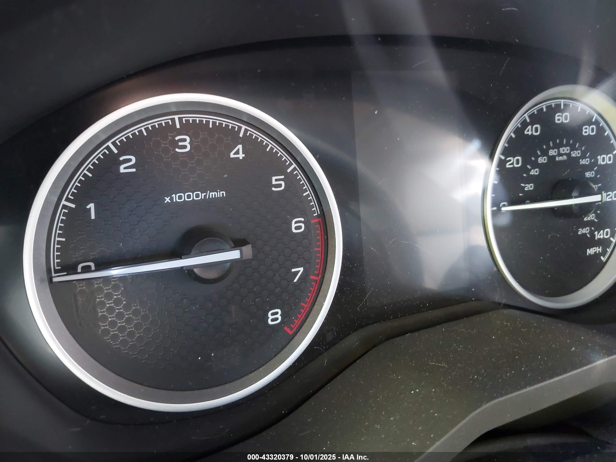 SUBARU FORESTER image 7