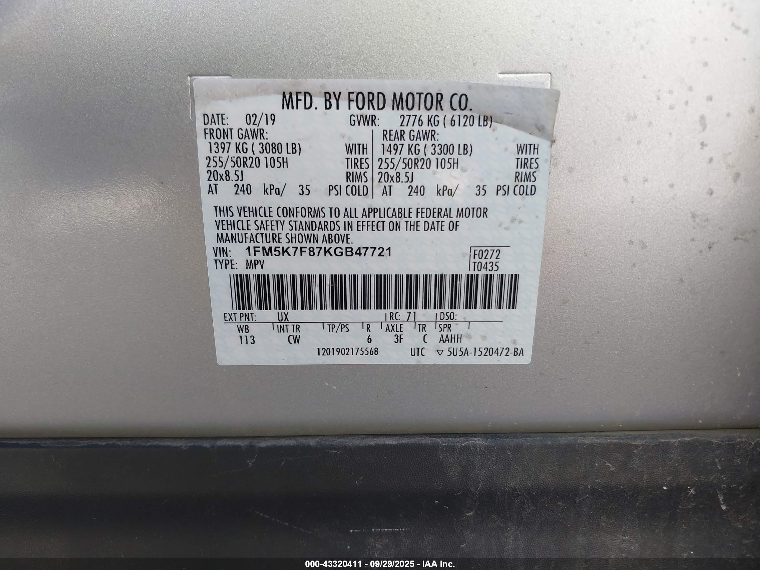 FORD EXPLORER image 9