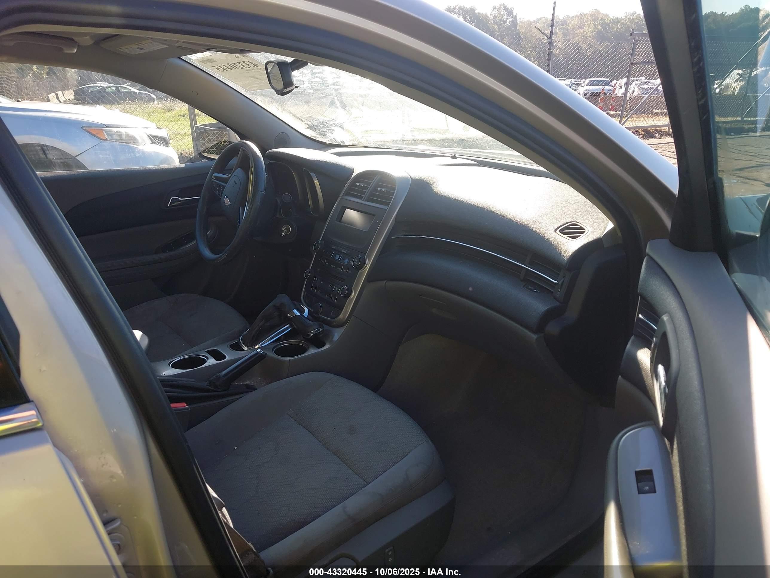 CHEVROLET MALIBU image 5