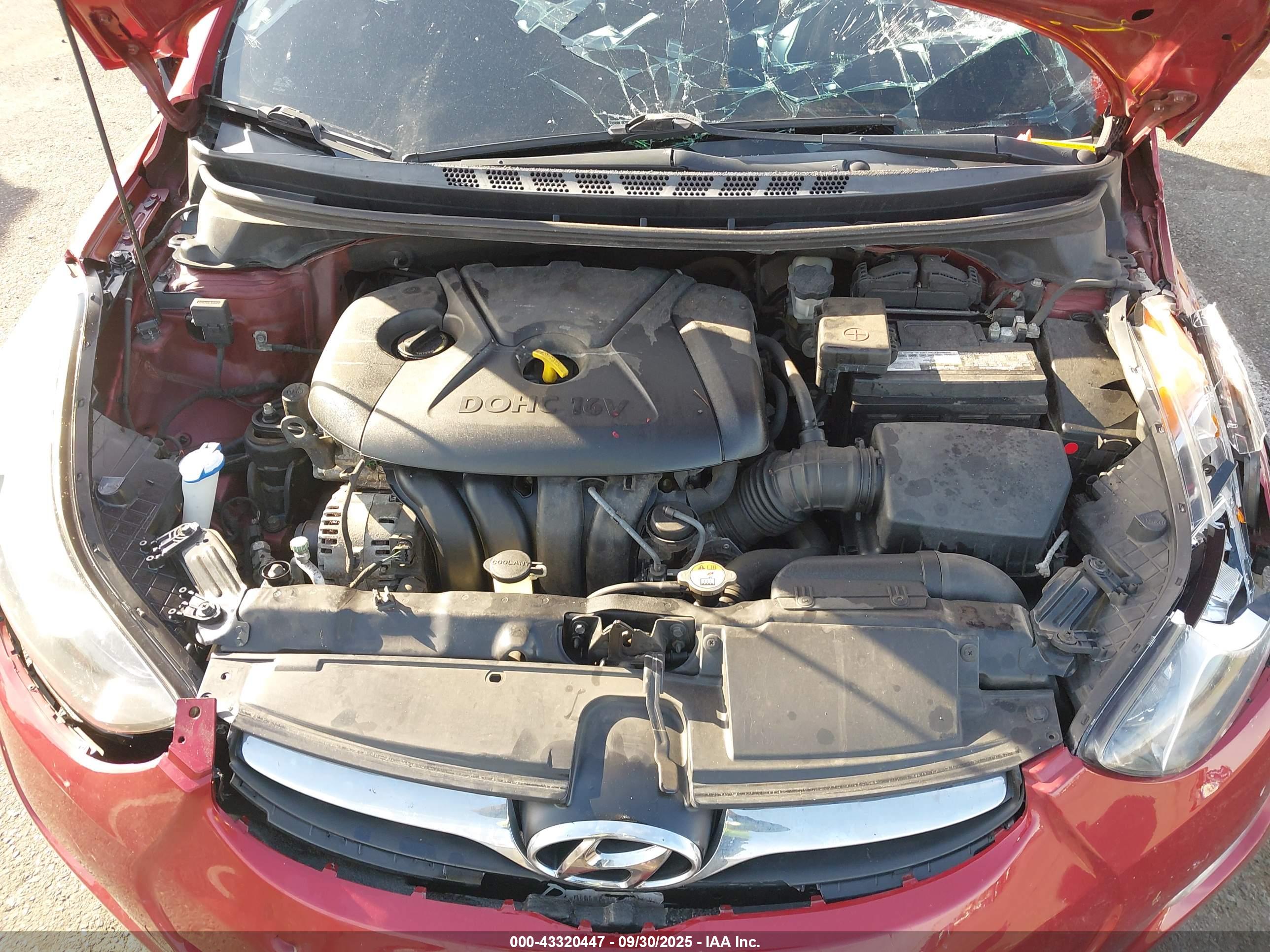 HYUNDAI ELANTRA image 10