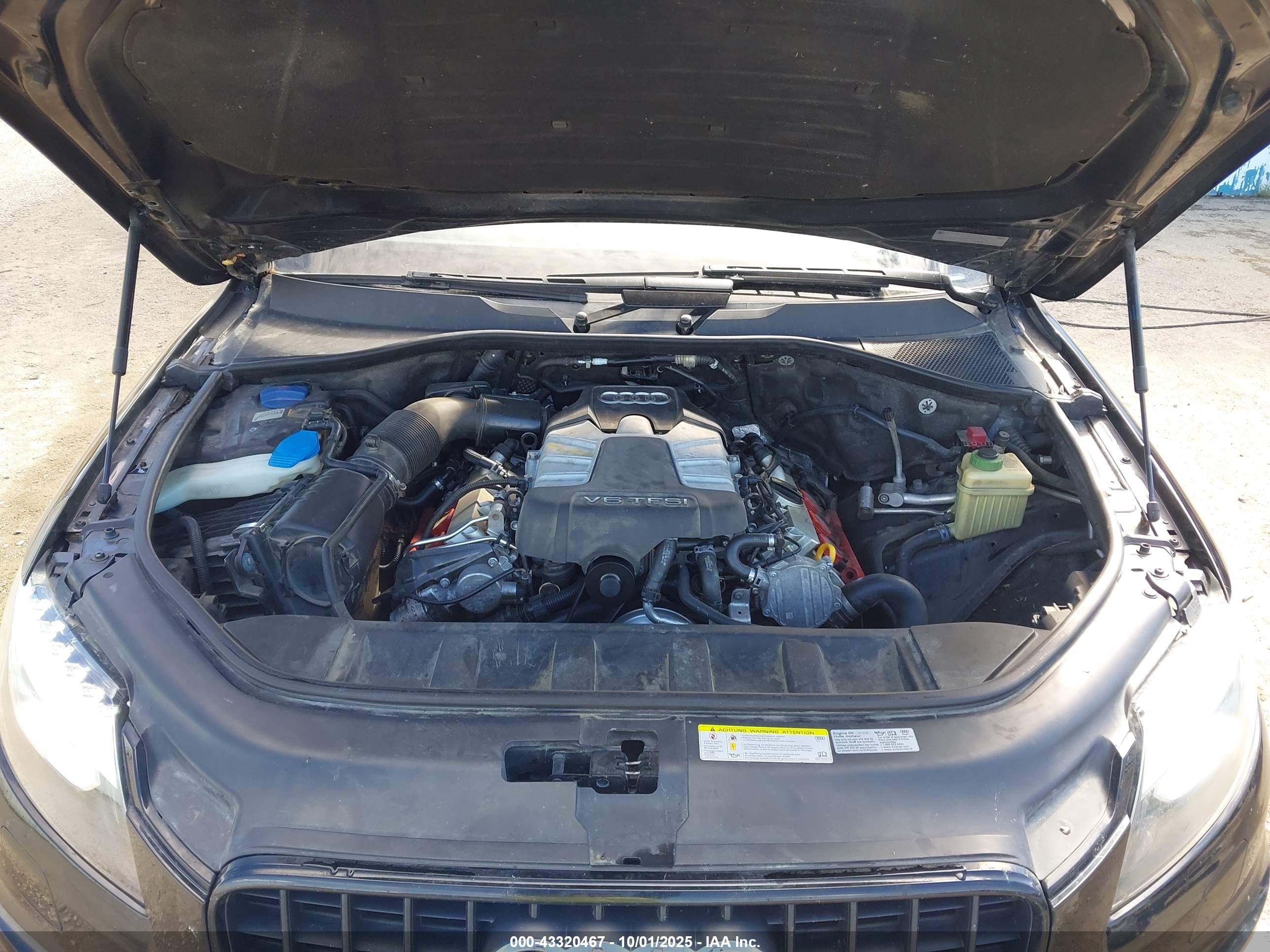 AUDI Q7 image 10