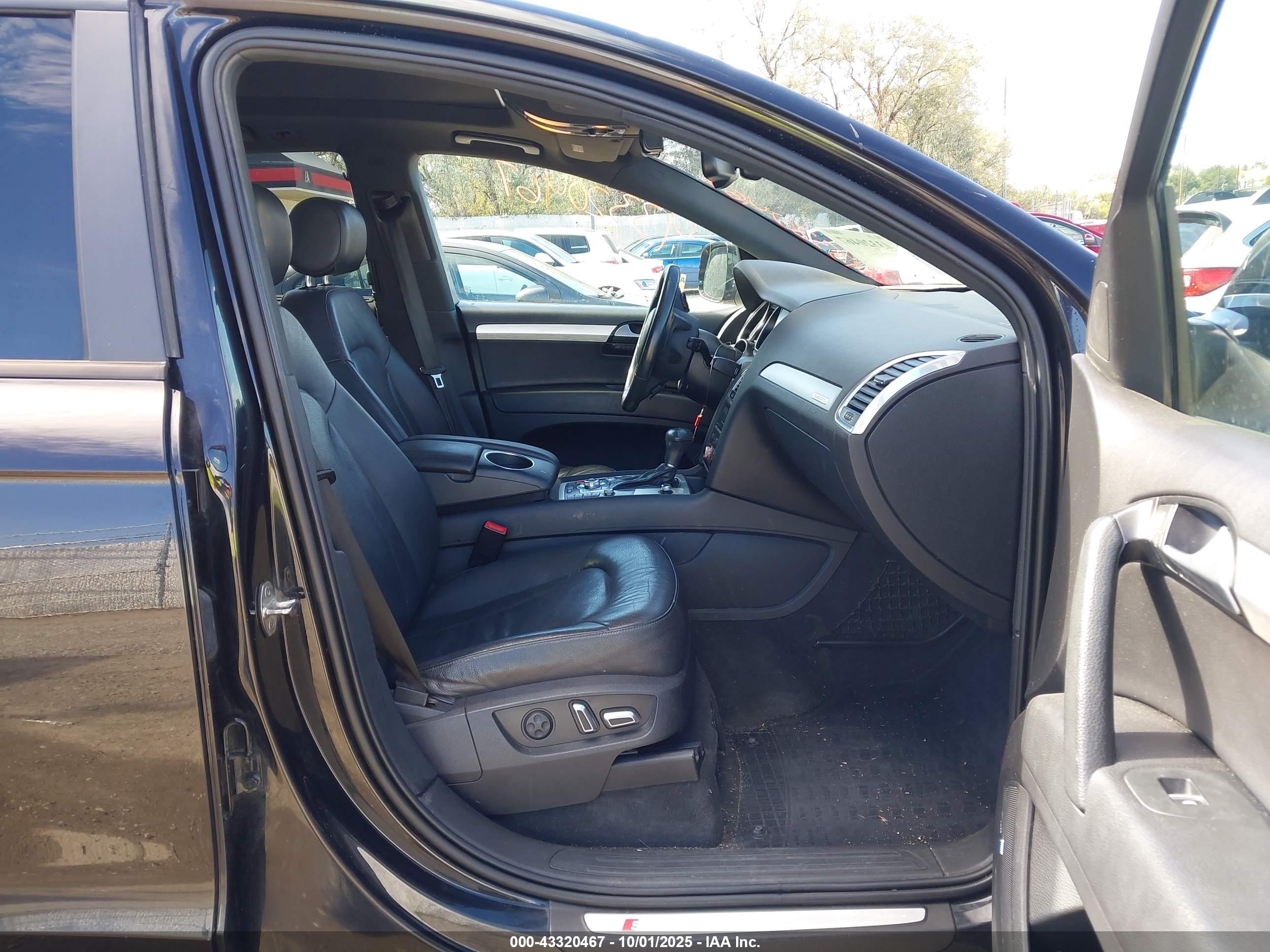 AUDI Q7 image 5