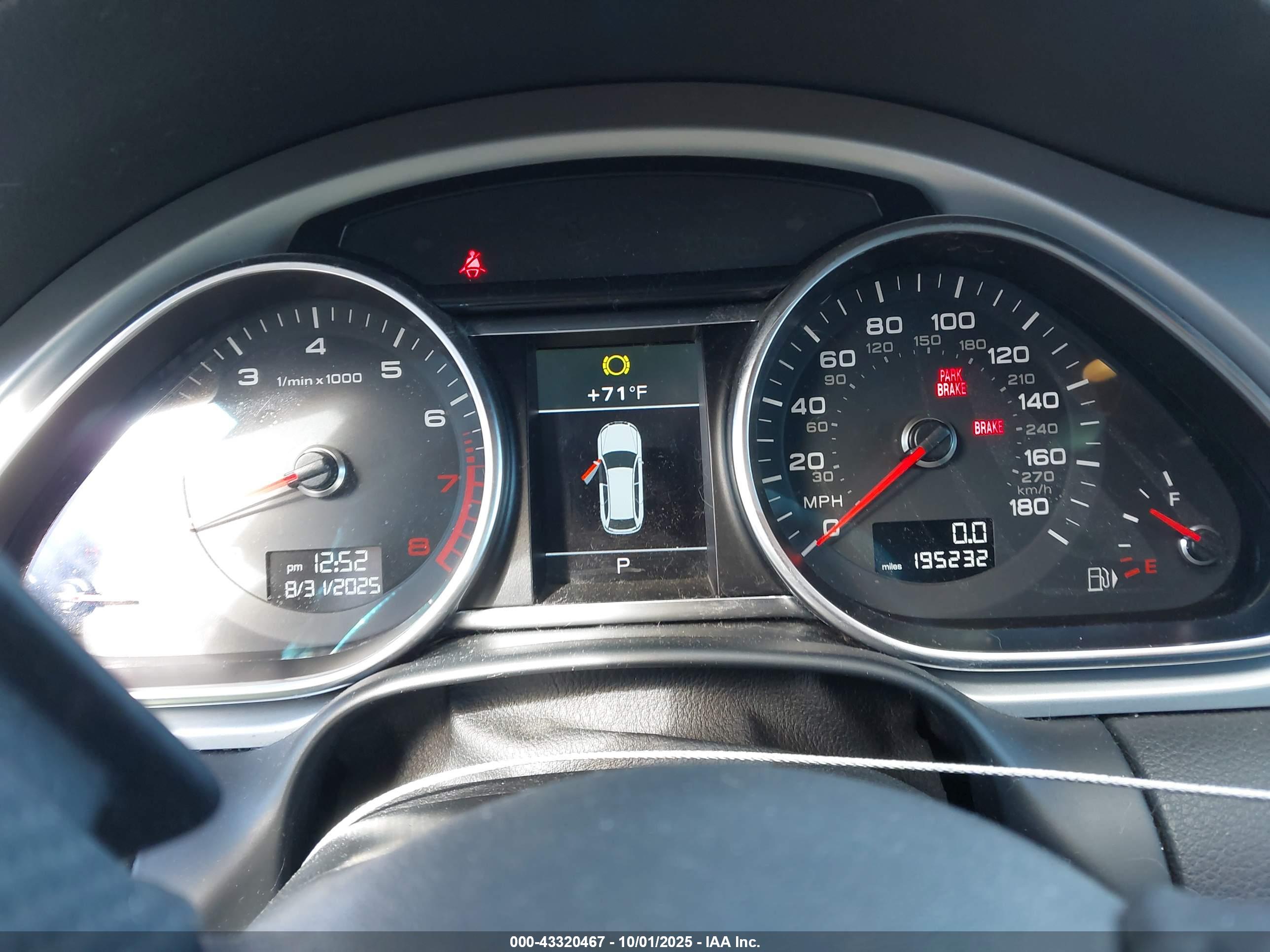 AUDI Q7 image 7