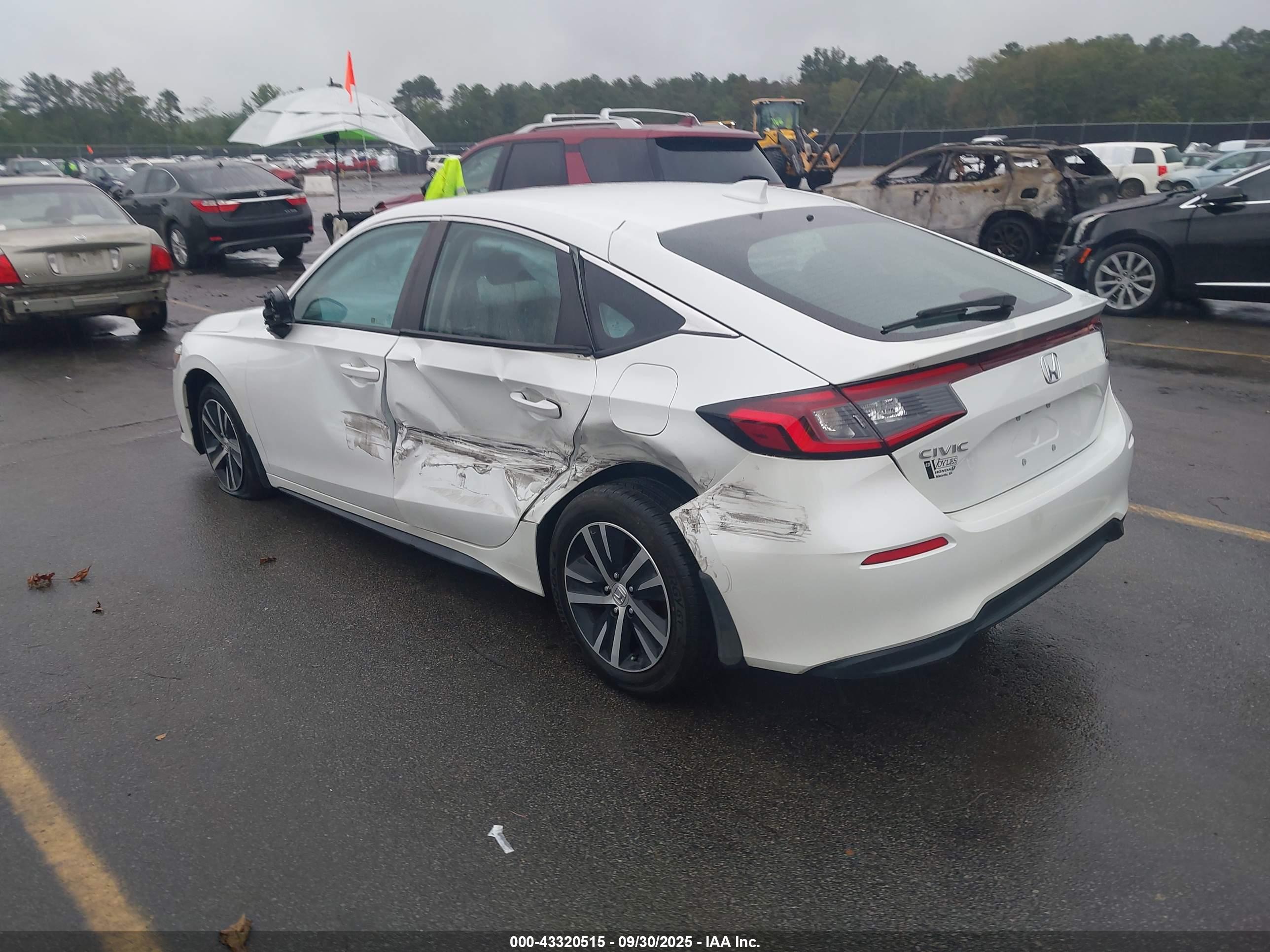 HONDA CIVIC image 3