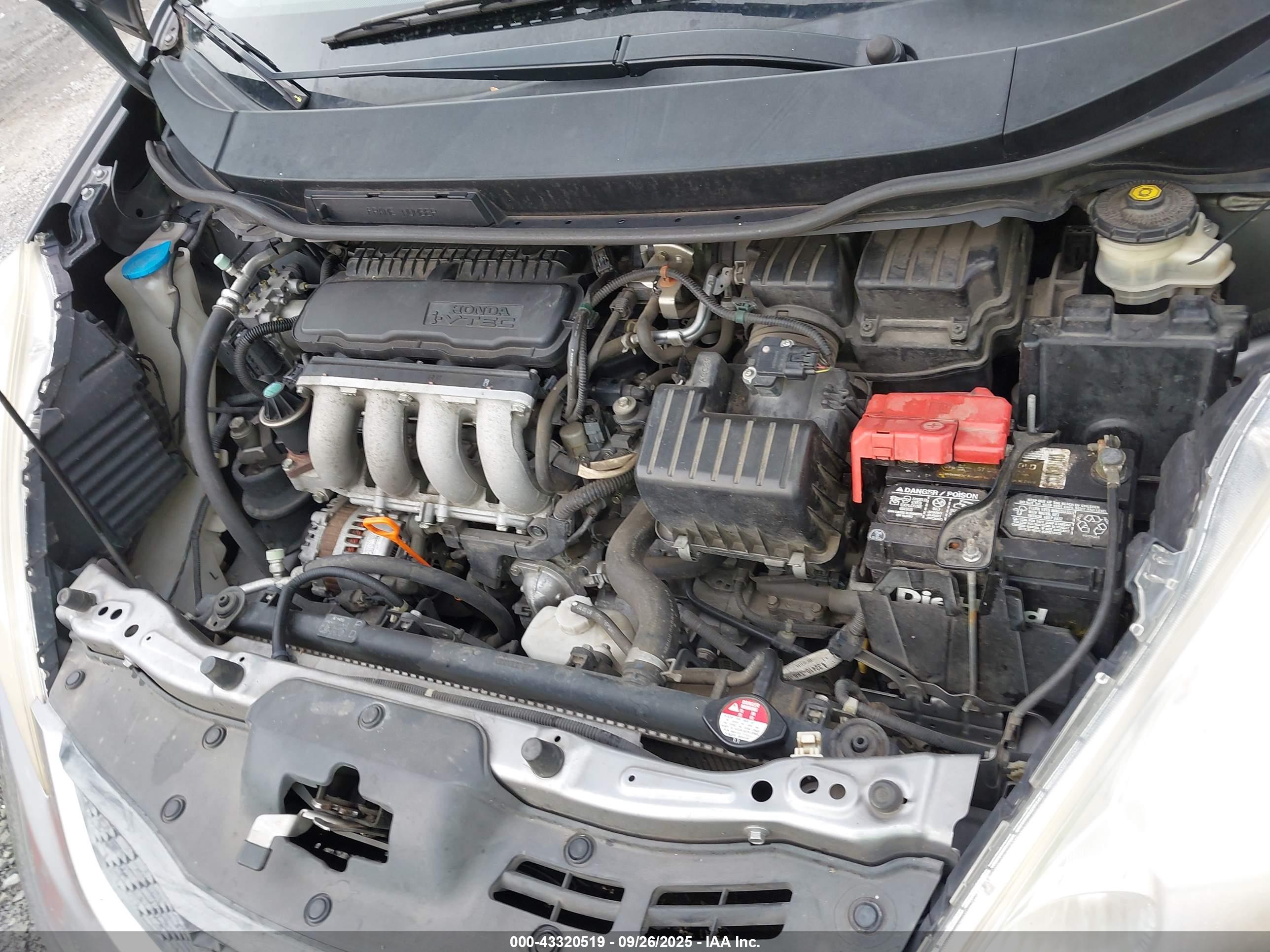 HONDA FIT image 10